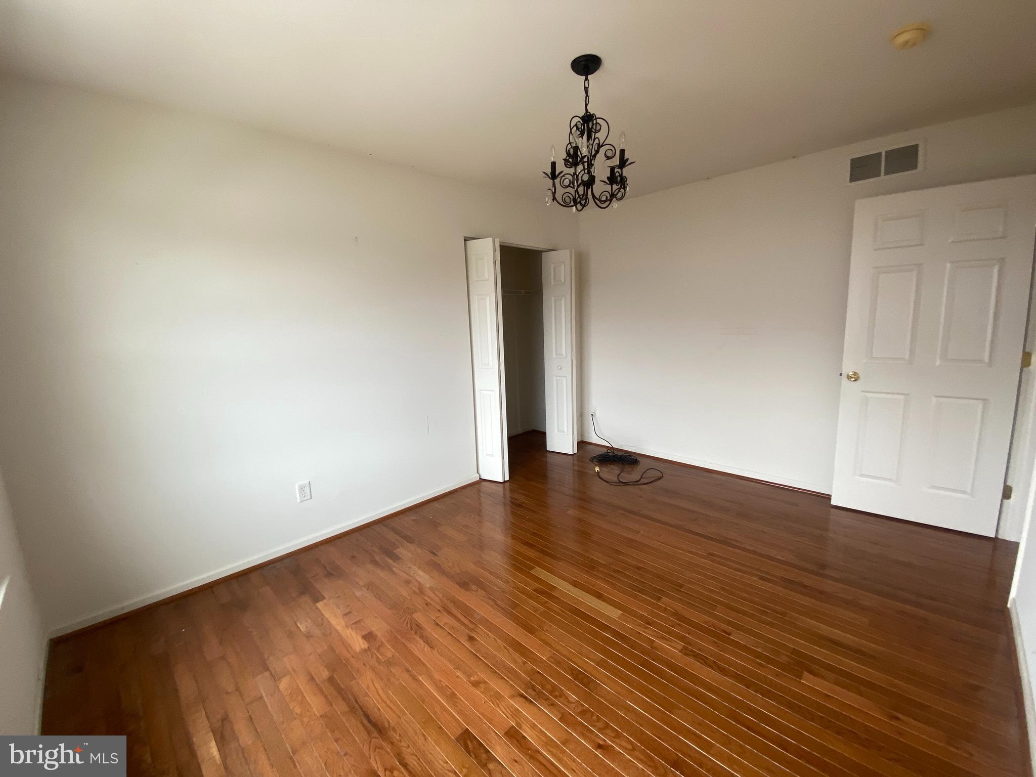 SUNNYSIDE VILLAGE - Residential