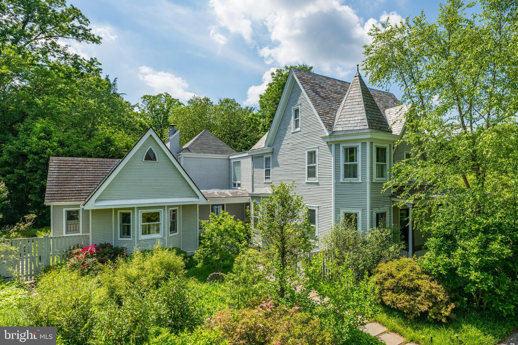 CHEVY CHASE - Residential