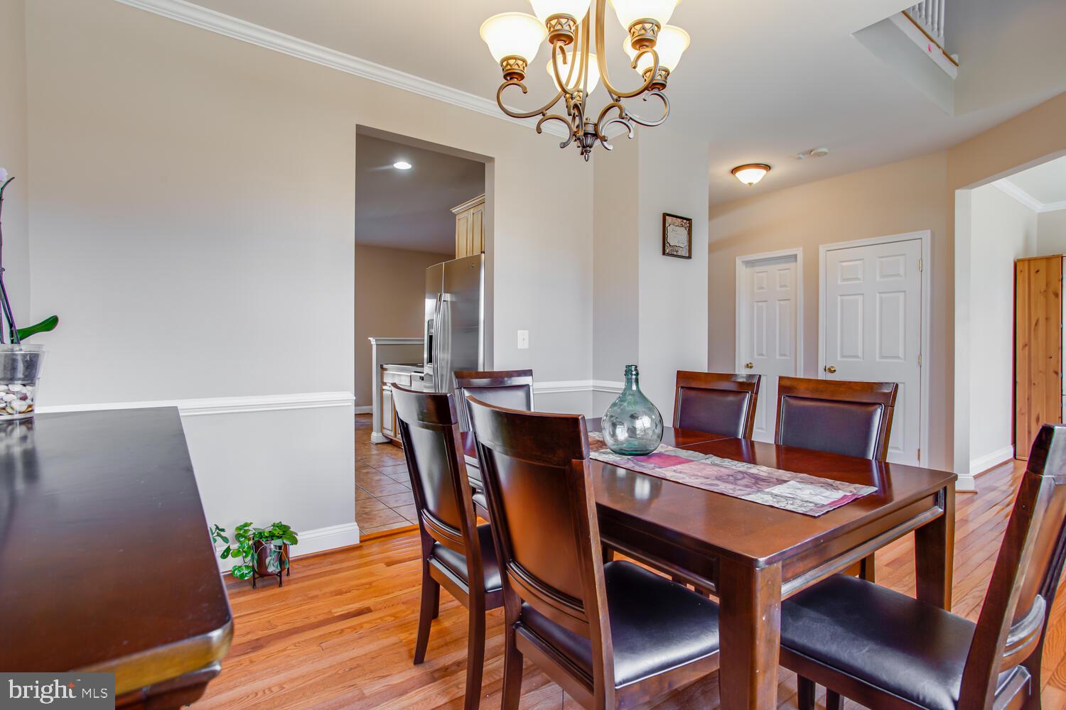 WESTBURY - Residential