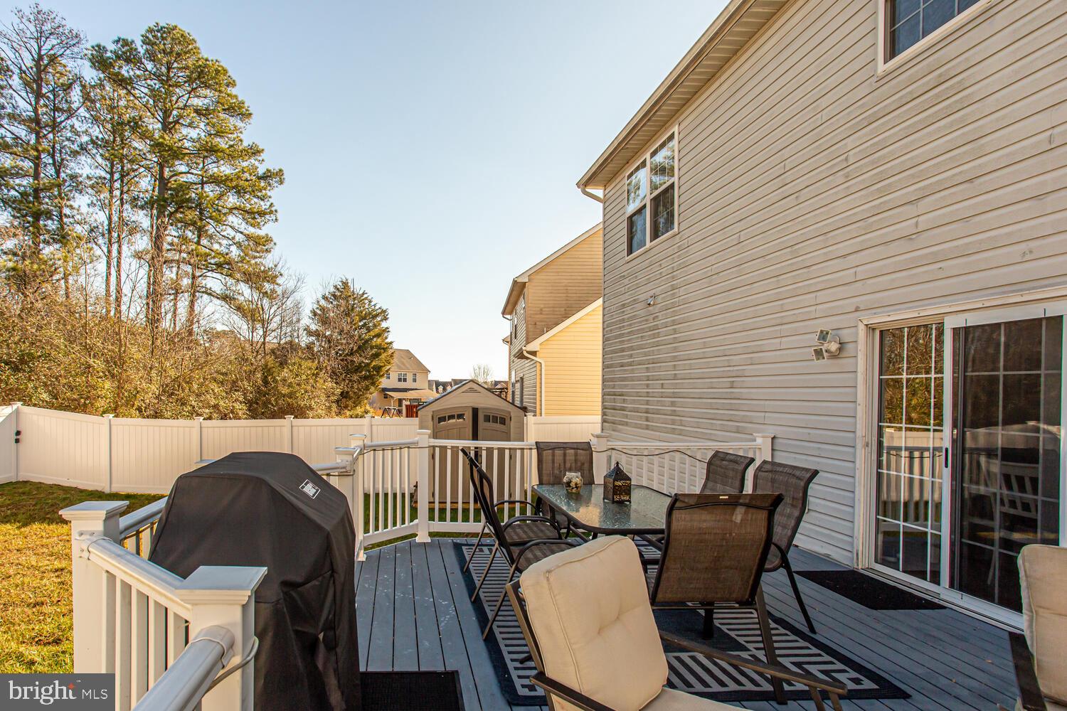 WESTBURY - Residential