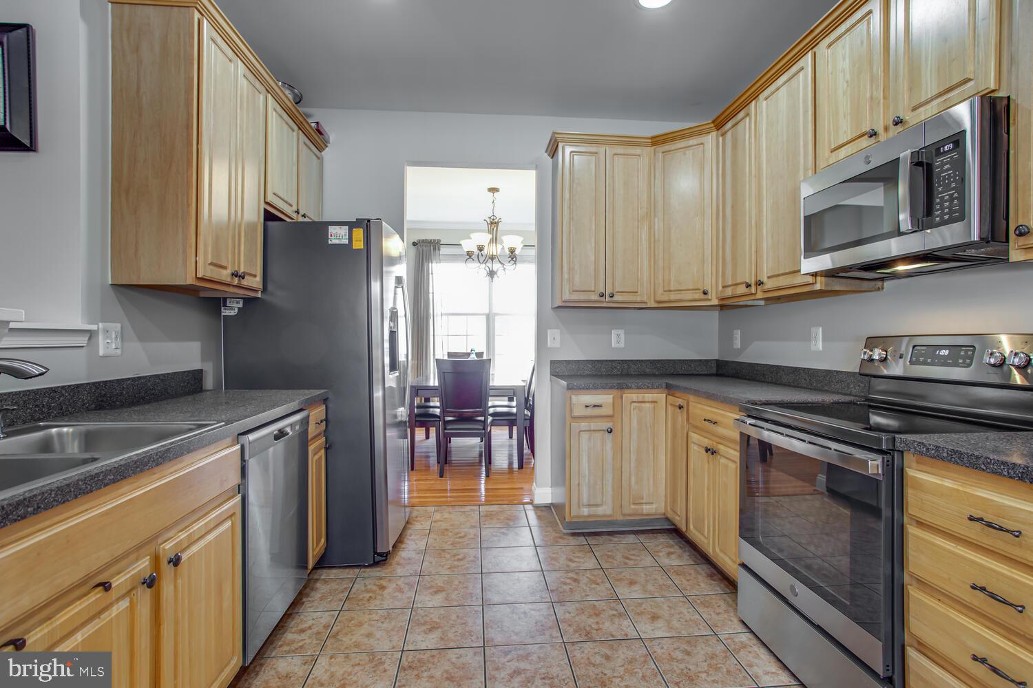 WESTBURY - Residential