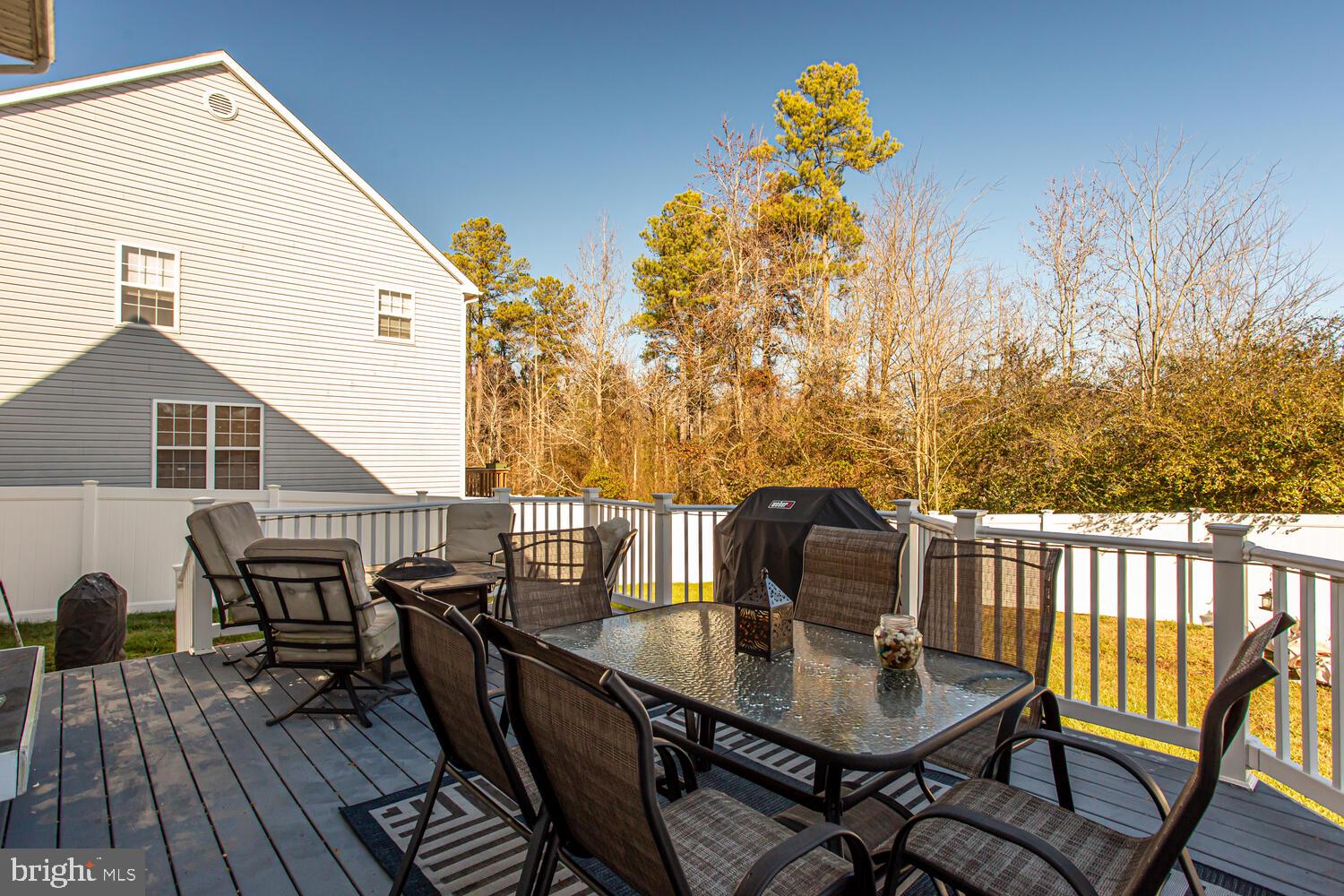 WESTBURY - Residential