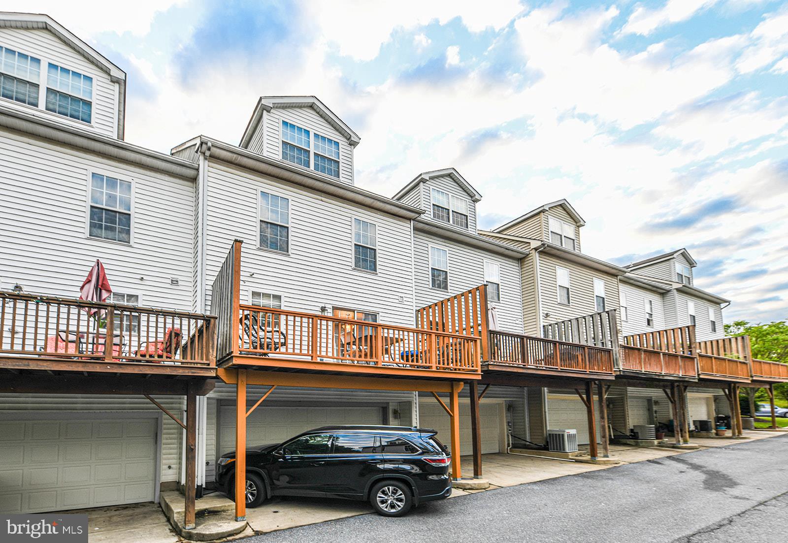 VILLAGES OF WINTERSET - Residential