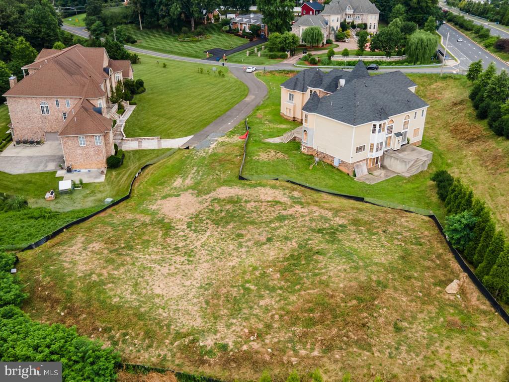 11703 SUGARLAND ROAD