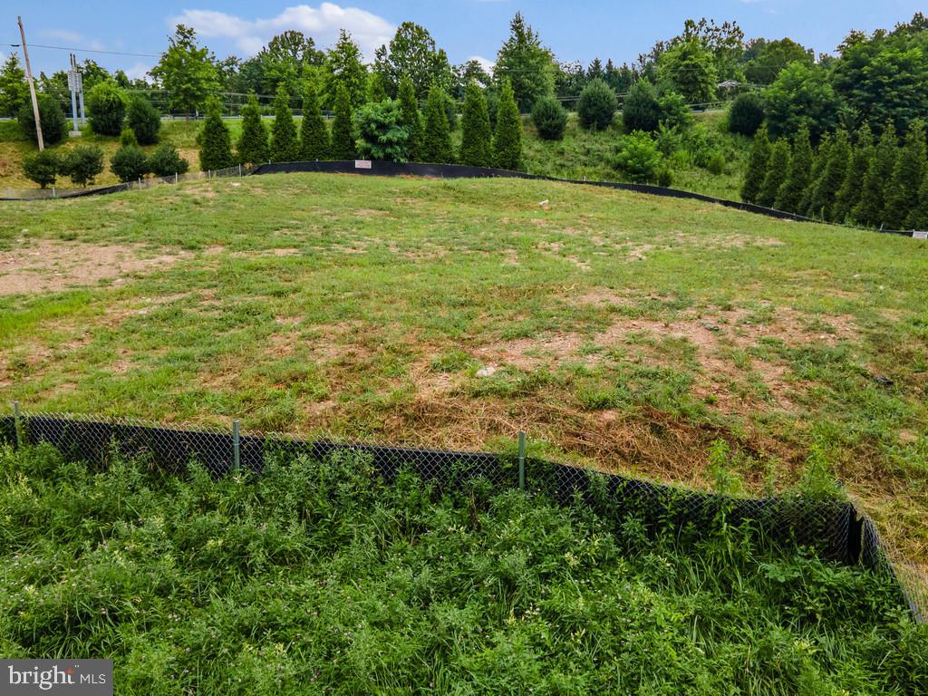 11703 SUGARLAND ROAD