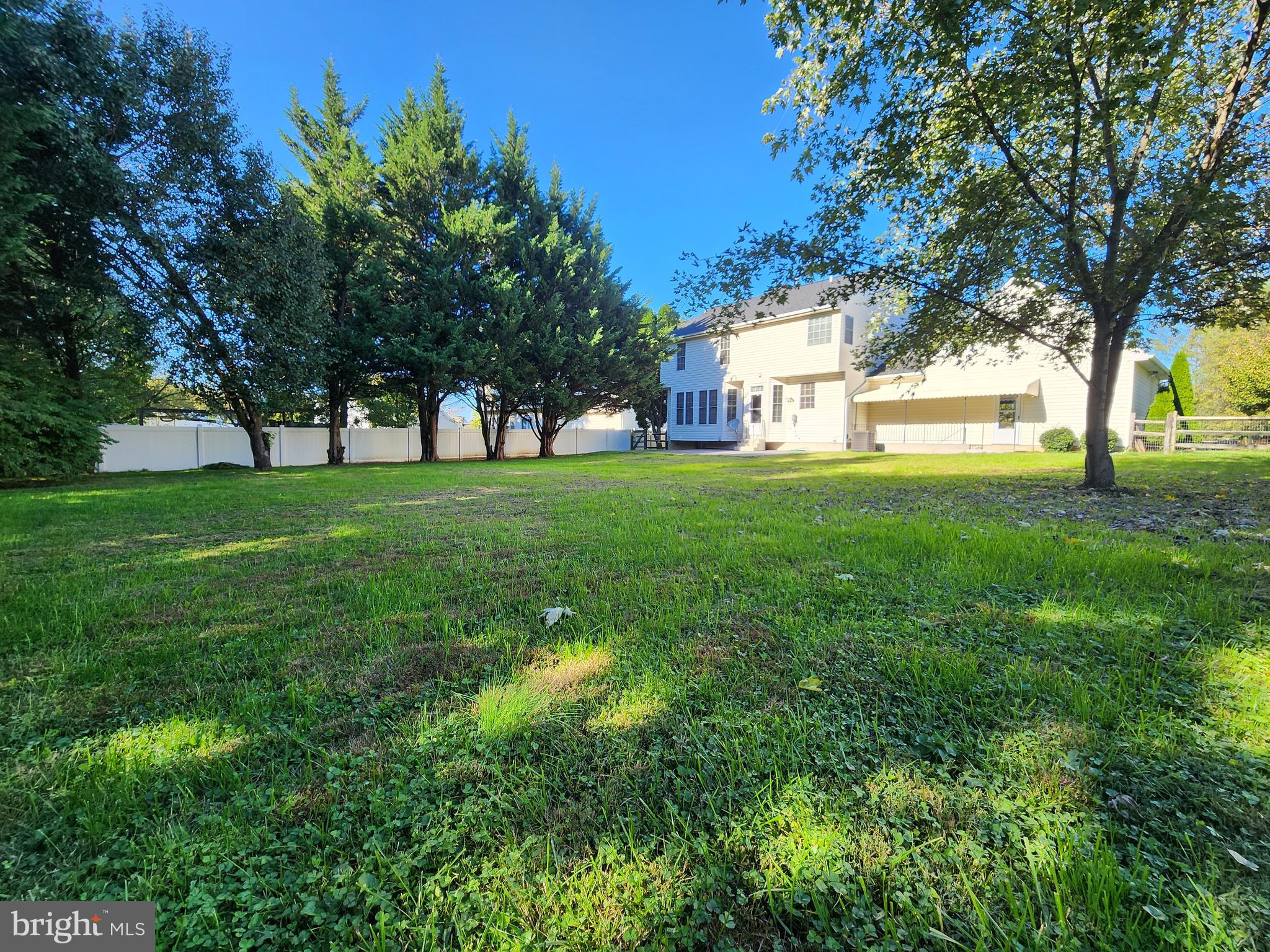 EDGEWOOD - Residential Lease