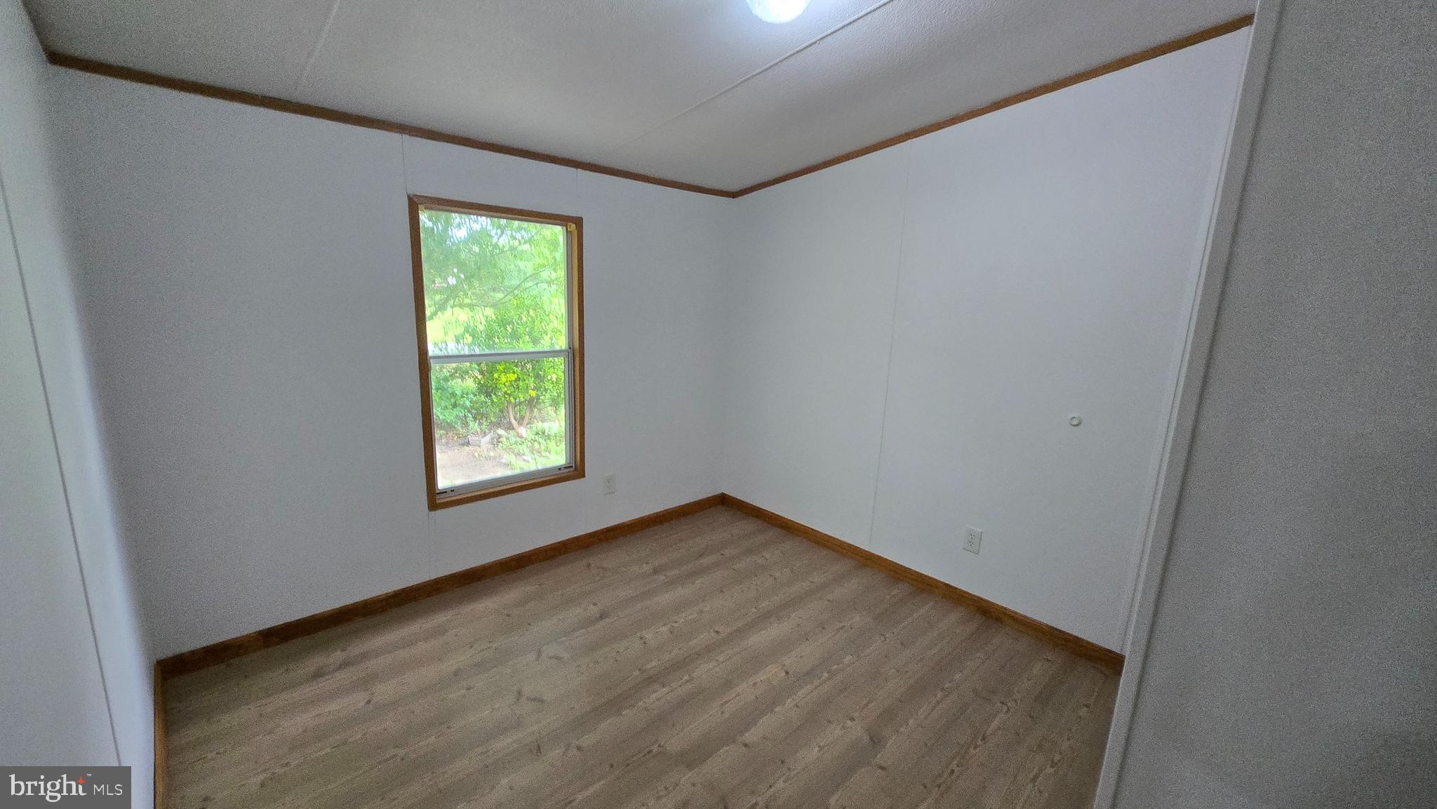 CEDARHURST ACRES - Residential