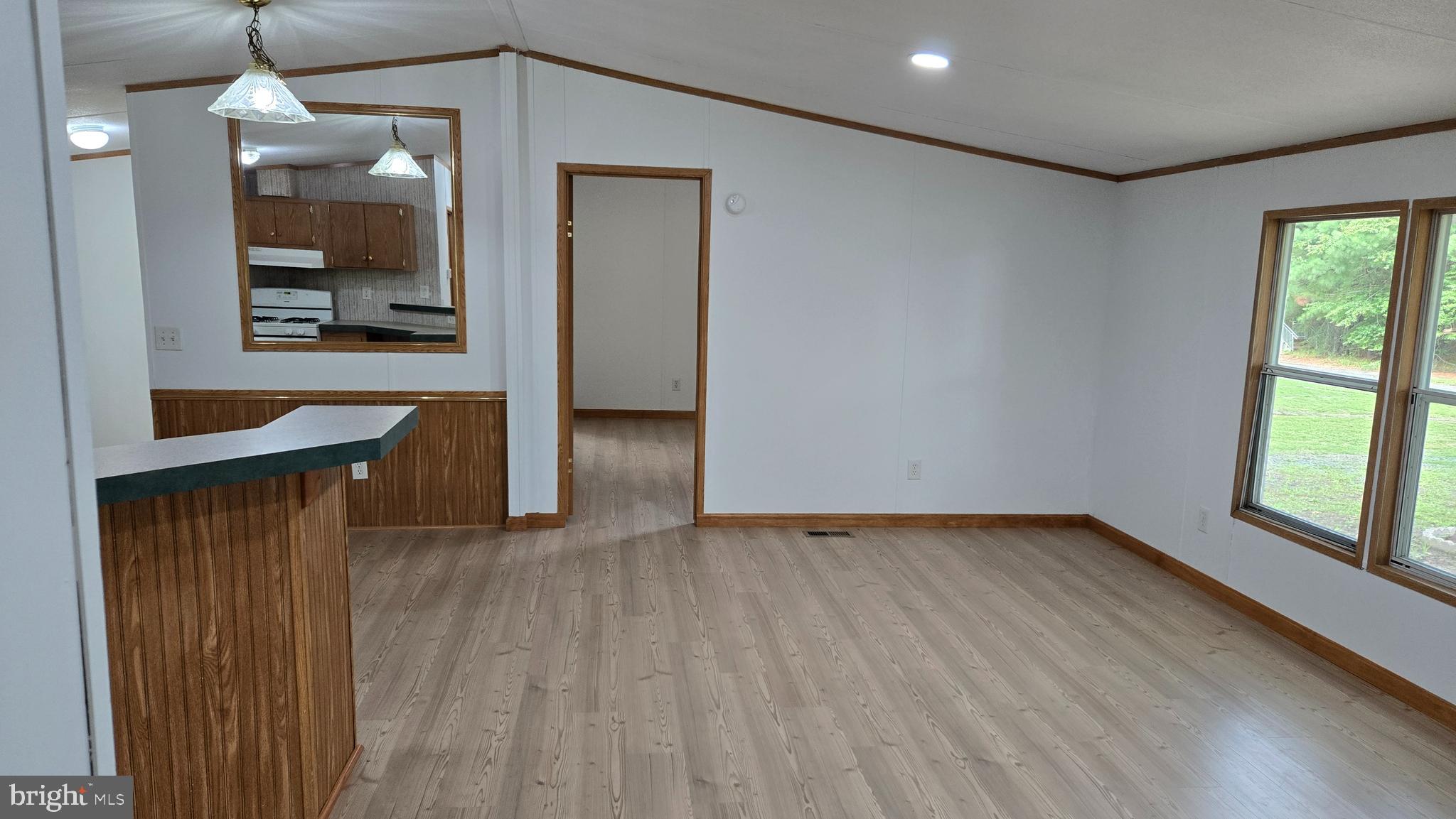 CEDARHURST ACRES - Residential