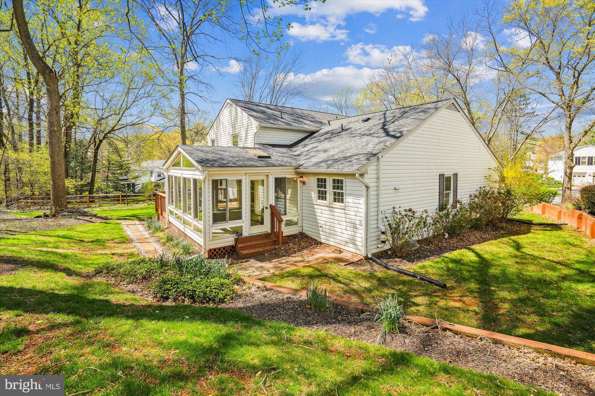 HUNTINGTON - Residential