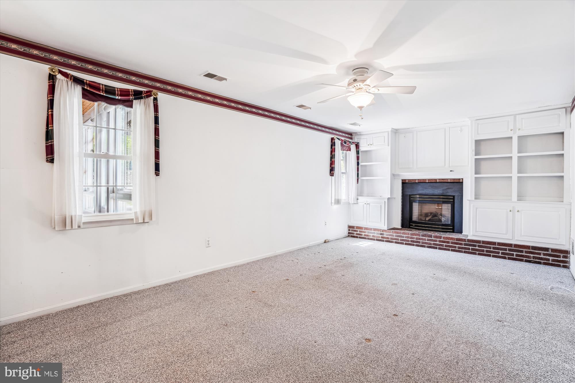 HUNTINGTON - Residential