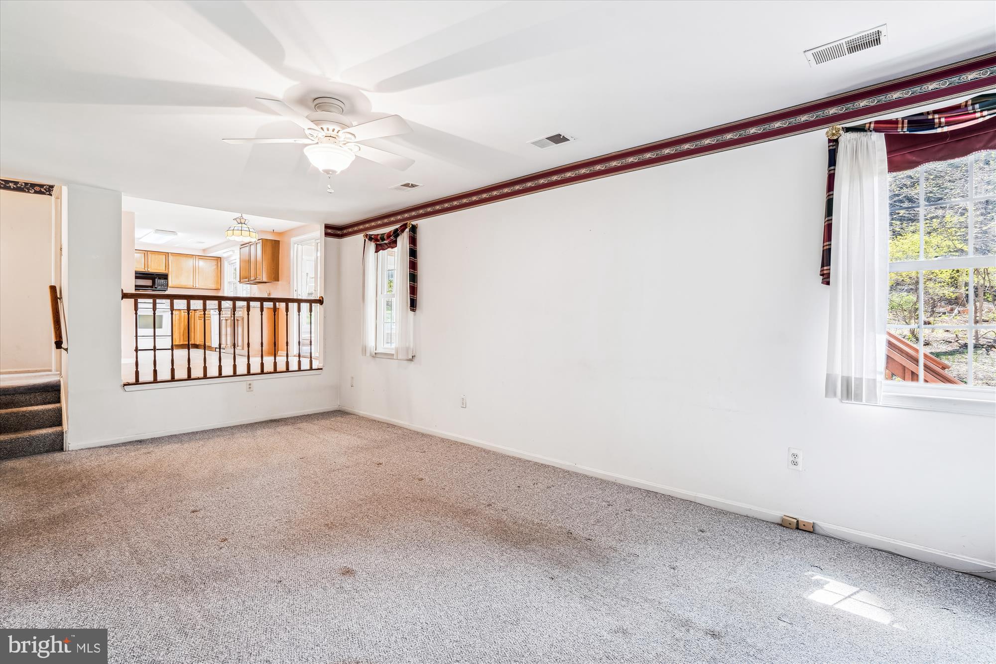 HUNTINGTON - Residential