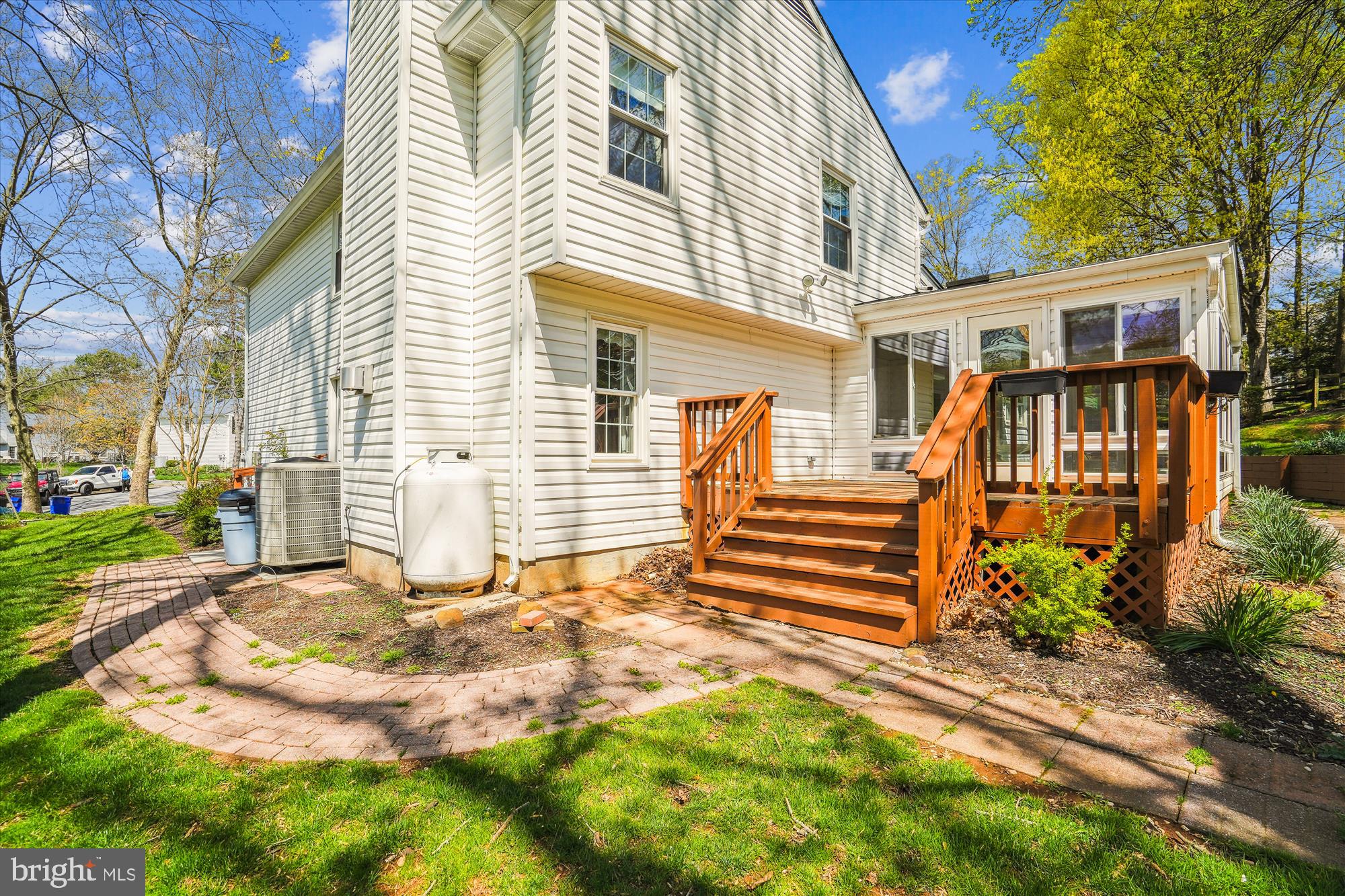 HUNTINGTON - Residential