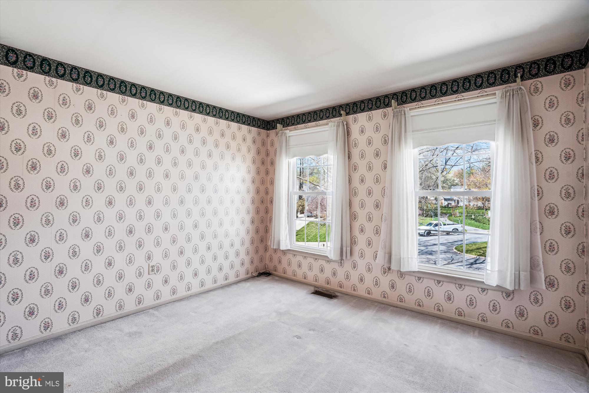 HUNTINGTON - Residential