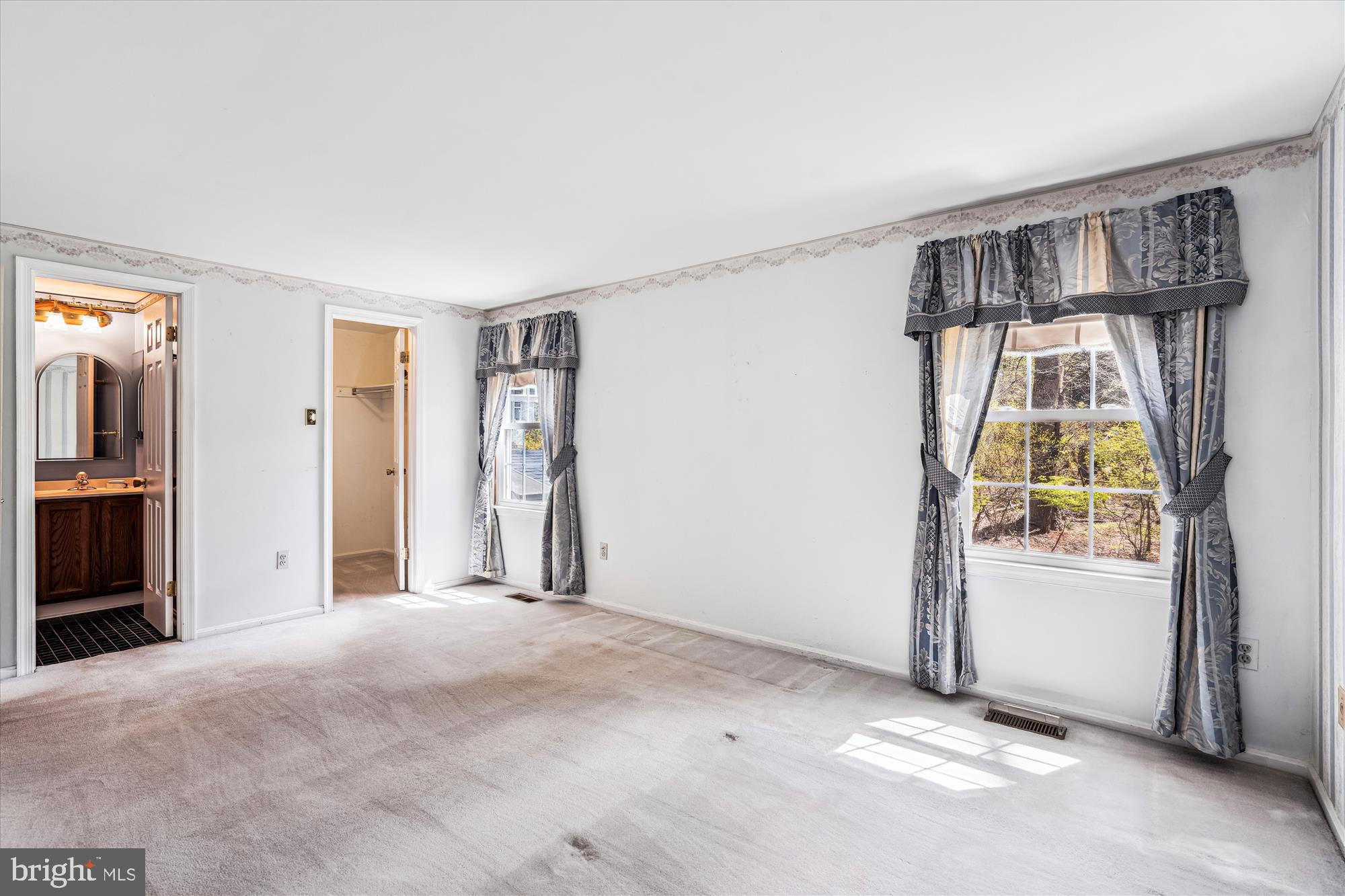 HUNTINGTON - Residential