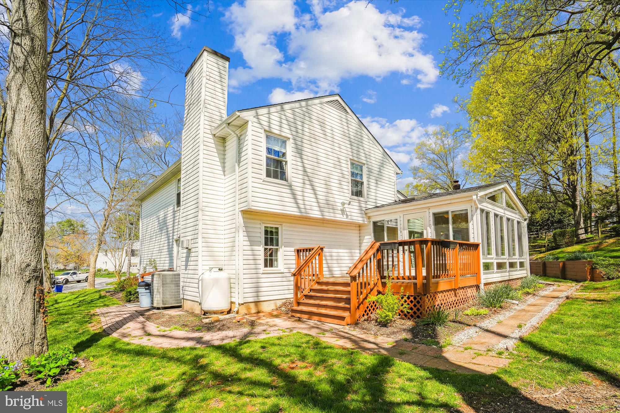 HUNTINGTON - Residential