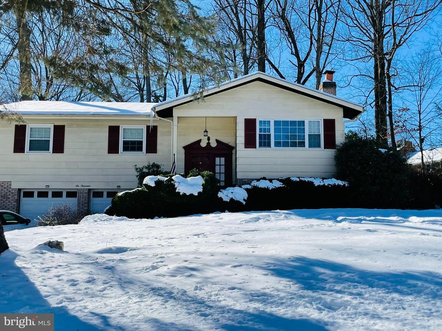 Welcome to this spacious and well-maintained brick split-foyer home in the highly sought after Cardinal Forest Neighborhood.  This charming 5-bedroom, 2.5-bathroom home offers an ideal blend of comfort and convenience. Features include a two-car garage, a large backyard with a deck and fencing—perfect for outdoor activities and entertaining. The home boasts ample living space with generously sized rooms, a modern kitchen, and plenty of storage throughout. Enjoy the beautiful trails throughout the neighborhood, and easy access to explore around Lake Accotink. Located in the prime West Springfield area, just minutes from Washington D.C. Don't miss out on this exceptional rental opportunity of living in a desirable neighborhood with easy access to major commuting routes - Fairfax County Parkway, I-495, I-395, I-95, and 66. Recently updated shopping, dining, and more in the Old Keene Mill Shopping Plaza.