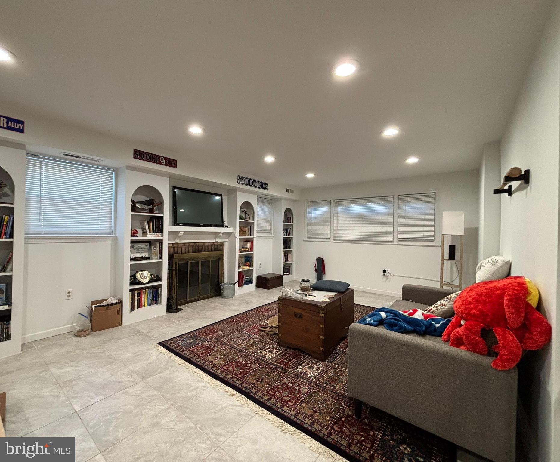 CARDINAL FOREST - Residential Lease