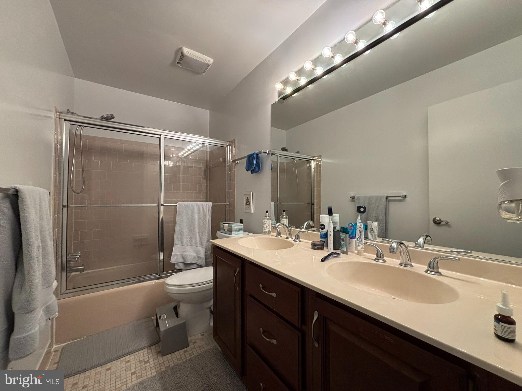 CARDINAL FOREST - Residential Lease