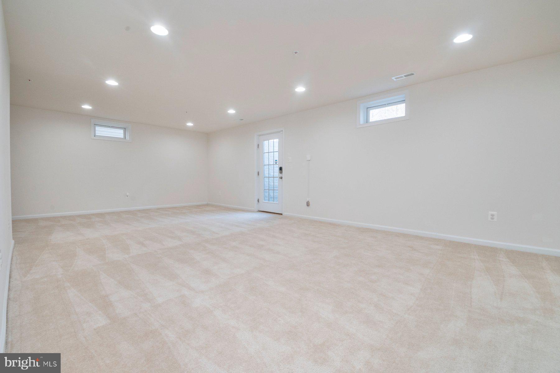 HARMANS RIDGE - Residential