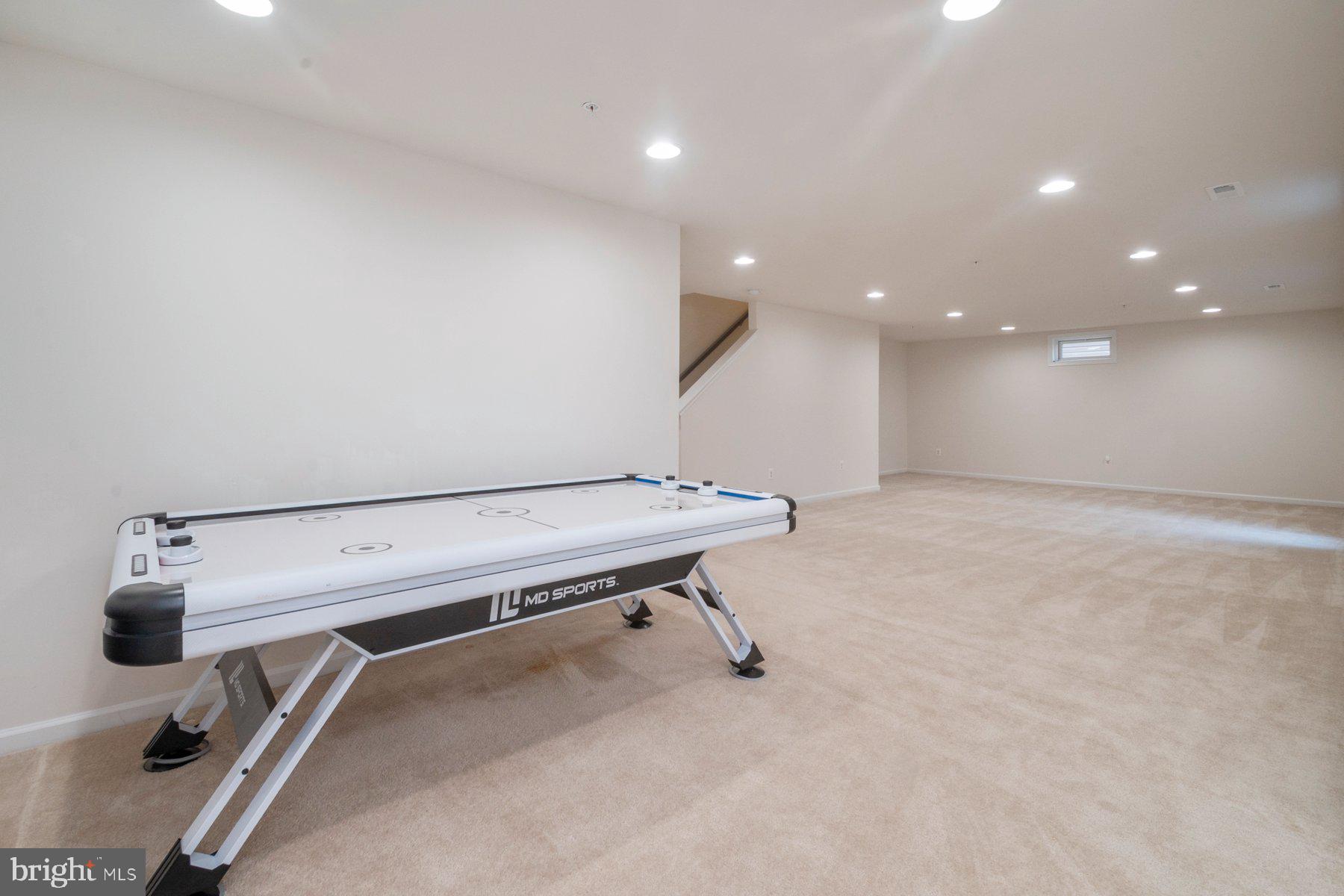 HARMANS RIDGE - Residential