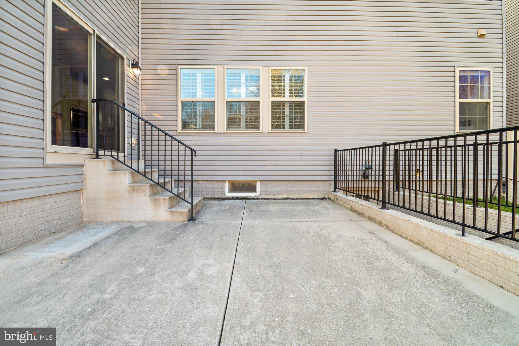 HARMANS RIDGE - Residential