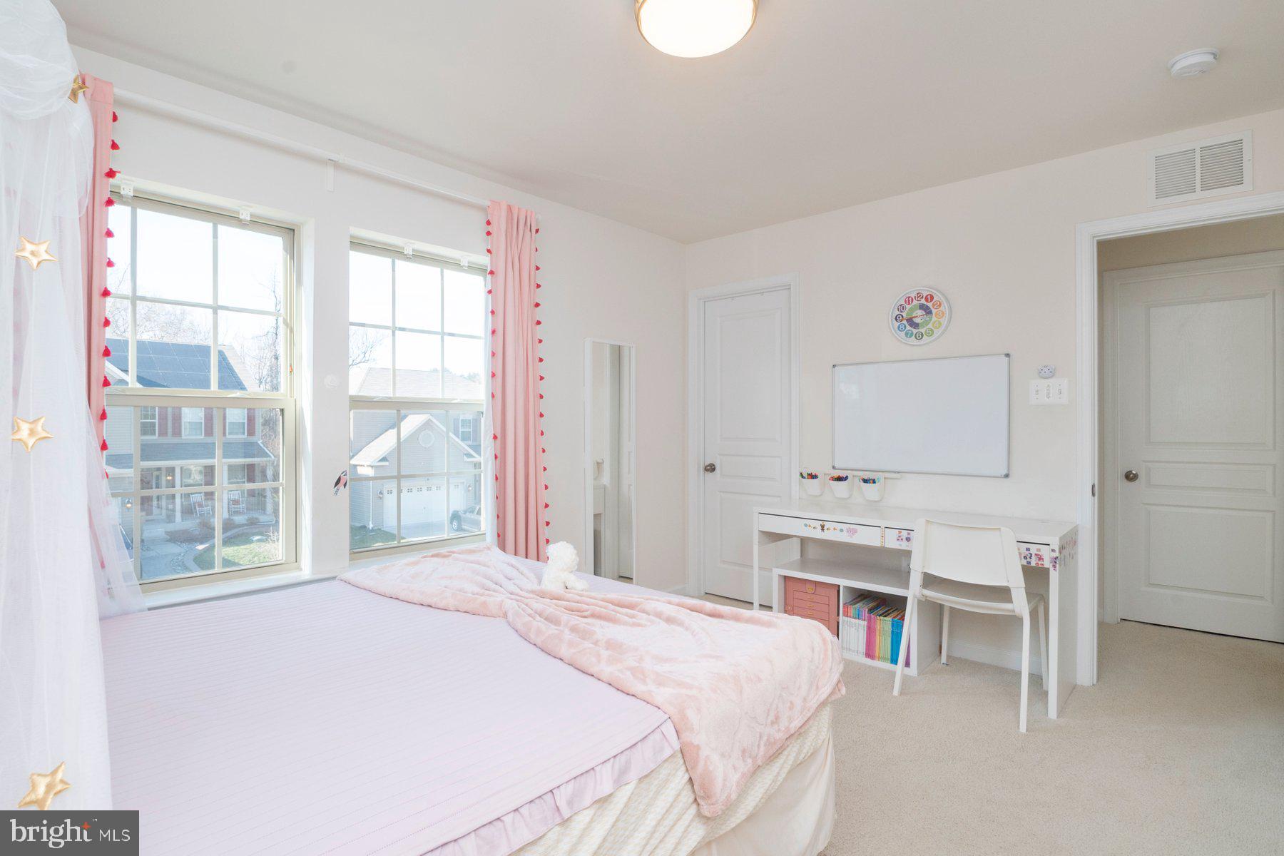 HARMANS RIDGE - Residential