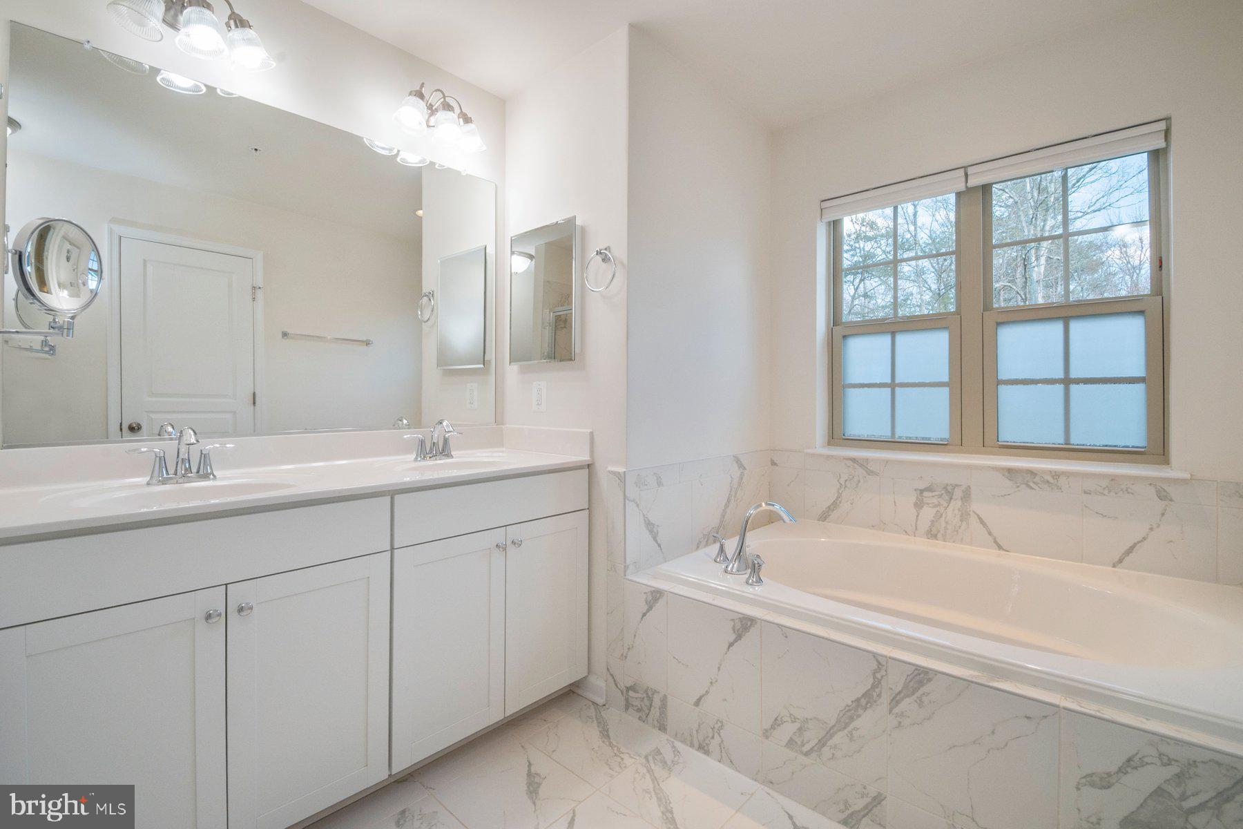 HARMANS RIDGE - Residential