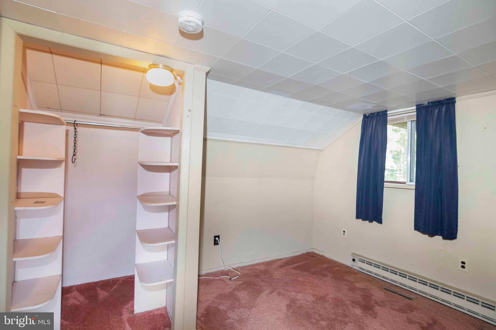 SHEN FARMS MT LAKE - Residential