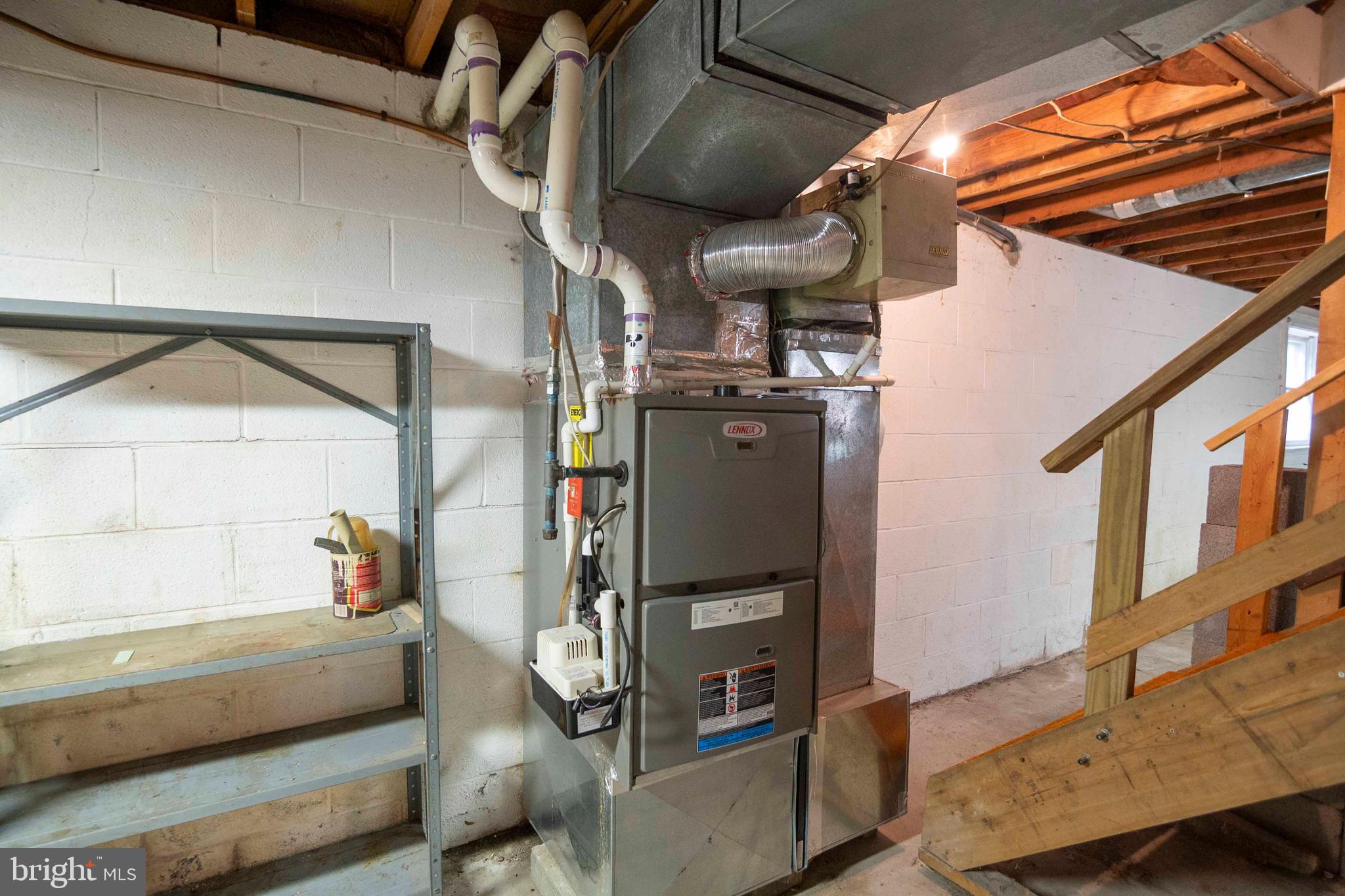 SHEN FARMS MT LAKE - Residential