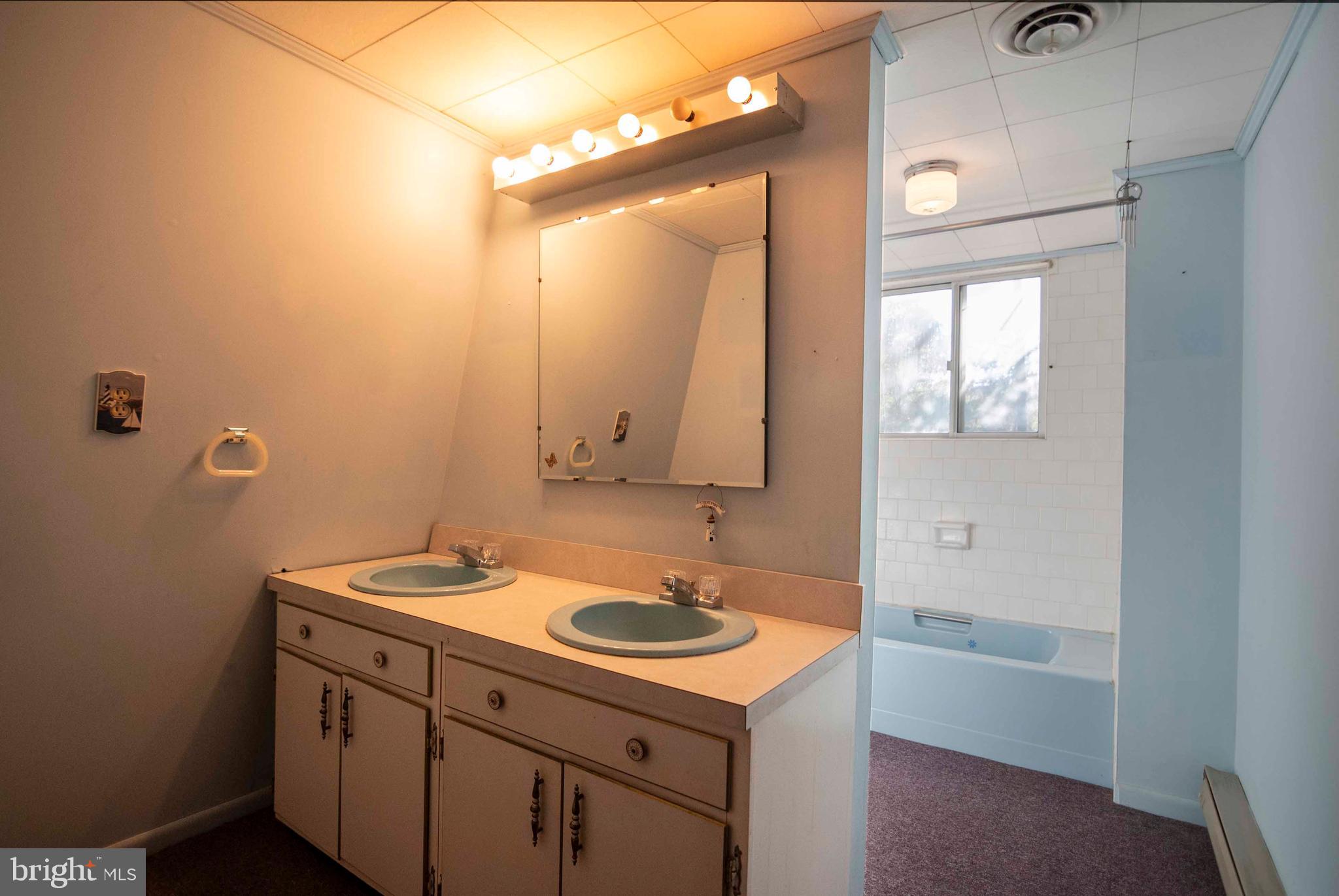 SHEN FARMS MT LAKE - Residential