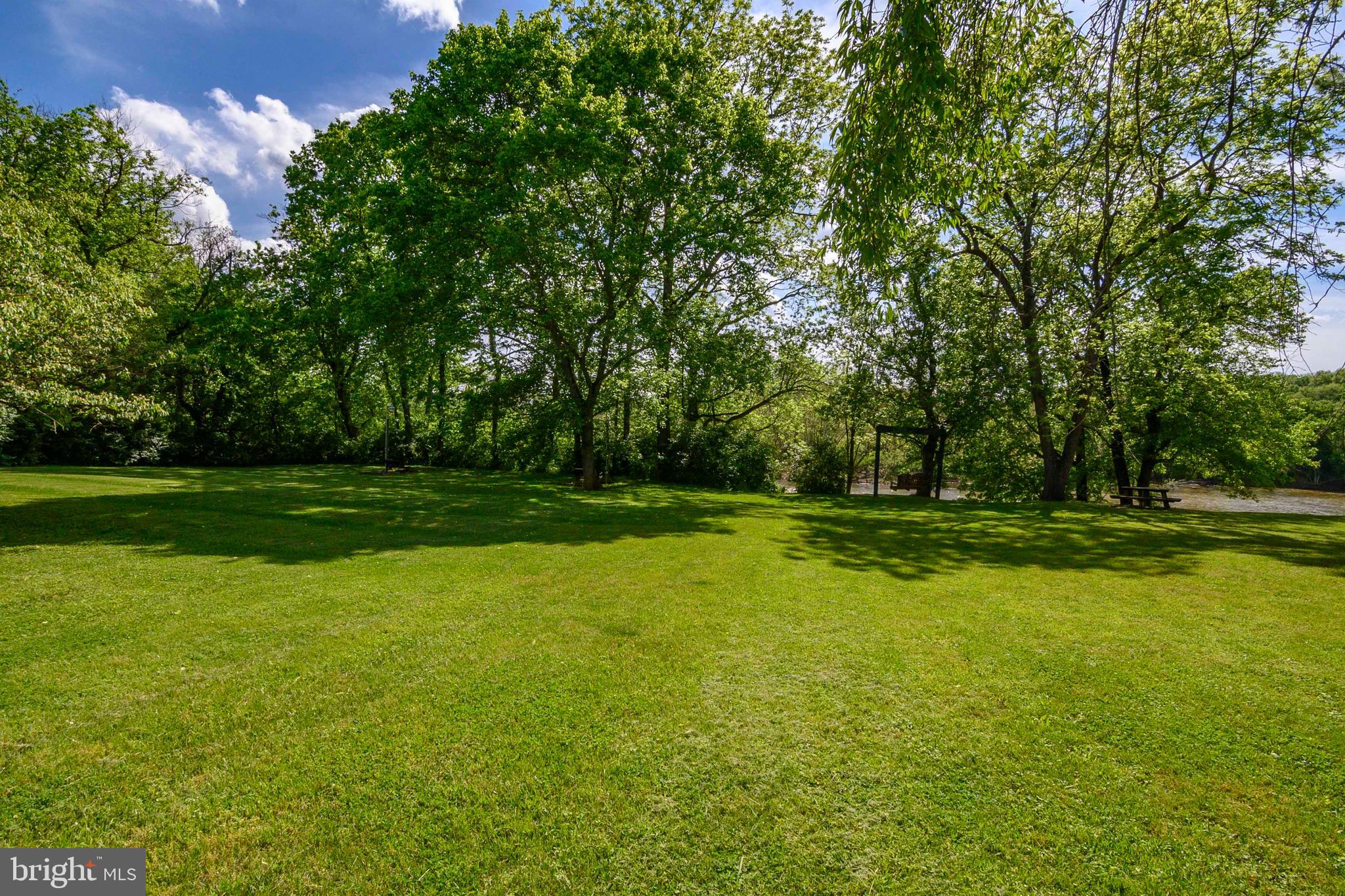 SHEN FARMS MT LAKE - Residential