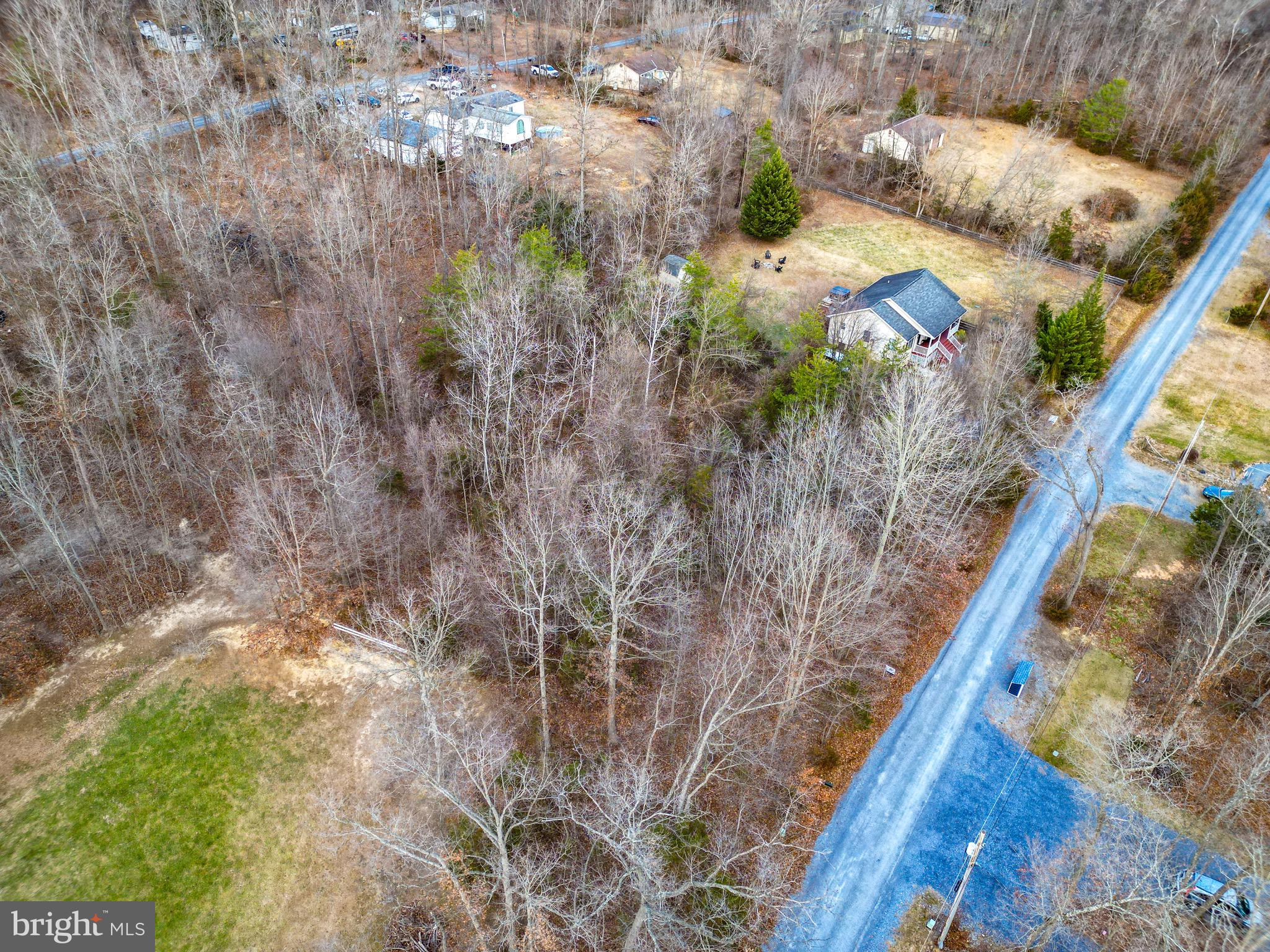 RIVERVIEW ESTATES - Land