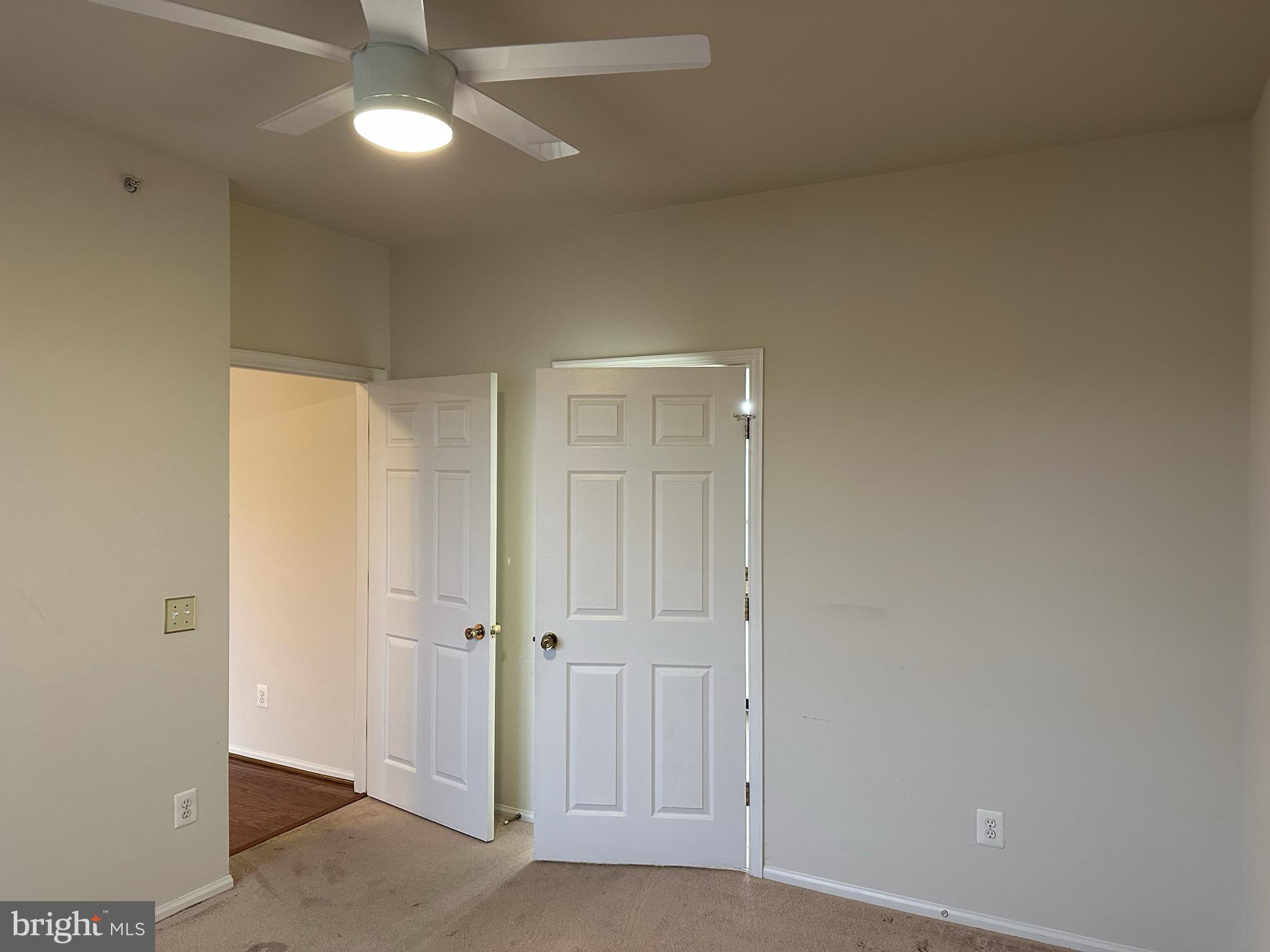 GATES OF MCLEAN - Residential Lease