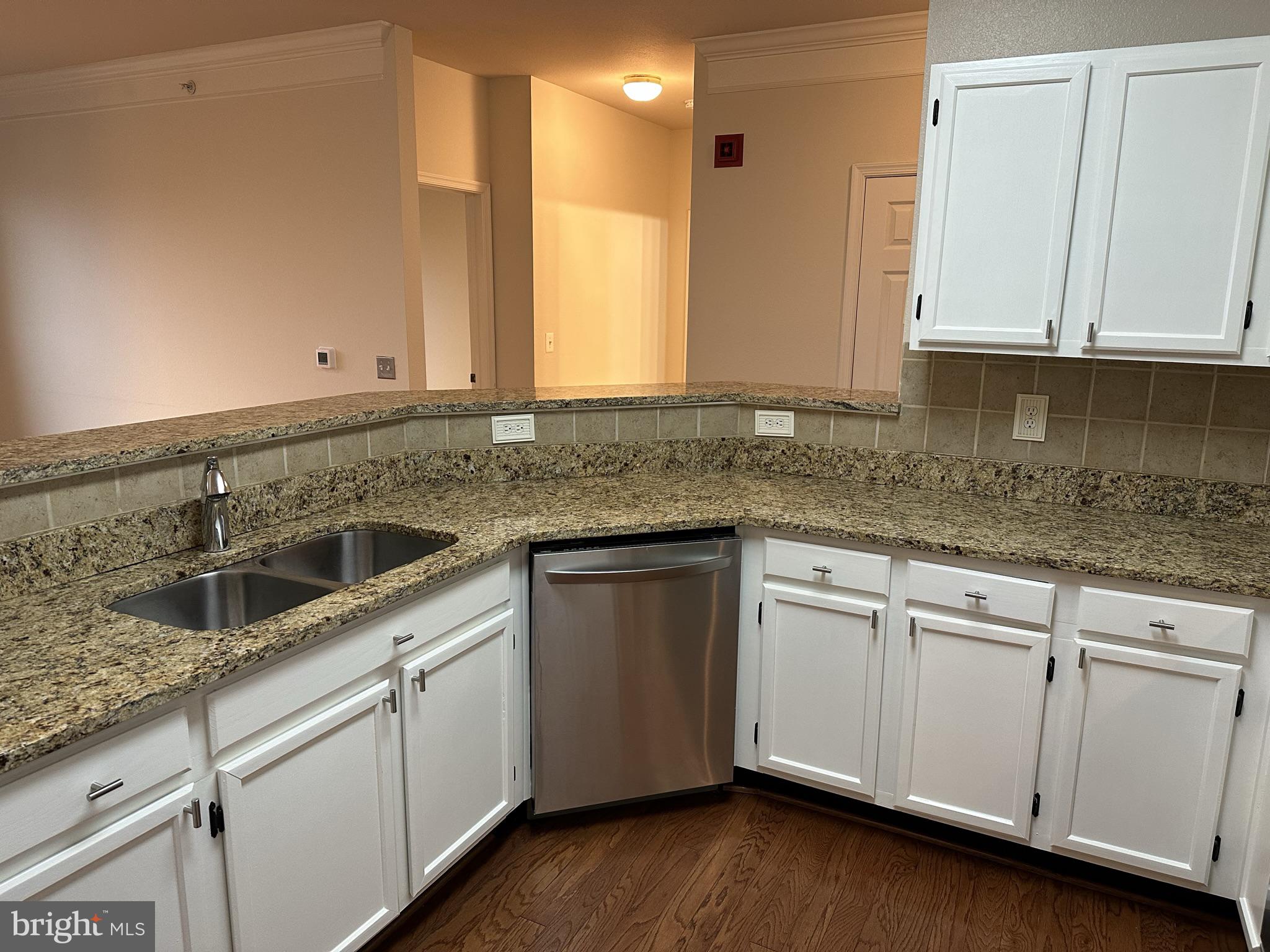 GATES OF MCLEAN - Residential Lease