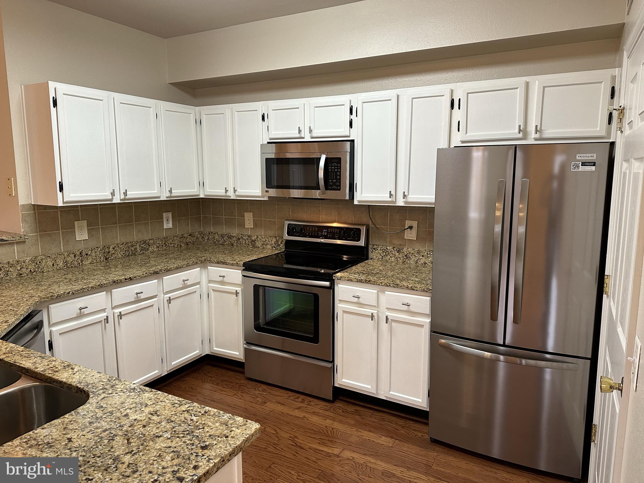 GATES OF MCLEAN - Residential Lease