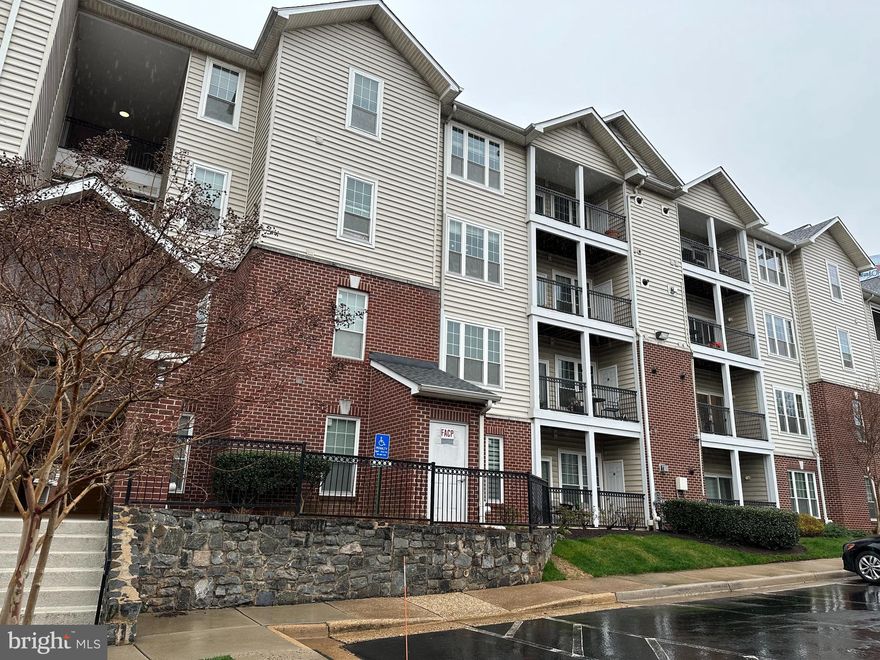 Spacious 3 bedroom condo in one of the most convenient locations you will find. About a quarter mile to the Mclean Metro station, Wegman's and all the venues at the new Capital One Center including fabulous bars and restaurants. Easy access to major commuter routes including route 7, route 123 and seconds to the Capital Beltway. The living room features hardwood floors, a gas fireplace and large windows for plenty of natural light. The dining room has a sliding glass door leading to the balcony which overlooks a green courtyard. The freshly updated kitchen includes white cabinets, built-in microwave and stainless steel appliances. All three bedrooms offer walk-in closets for plenty of storage. Both bathrooms feature granite vanity tops. All this plus the great amenities of Gates of Mclean. Welcome home!