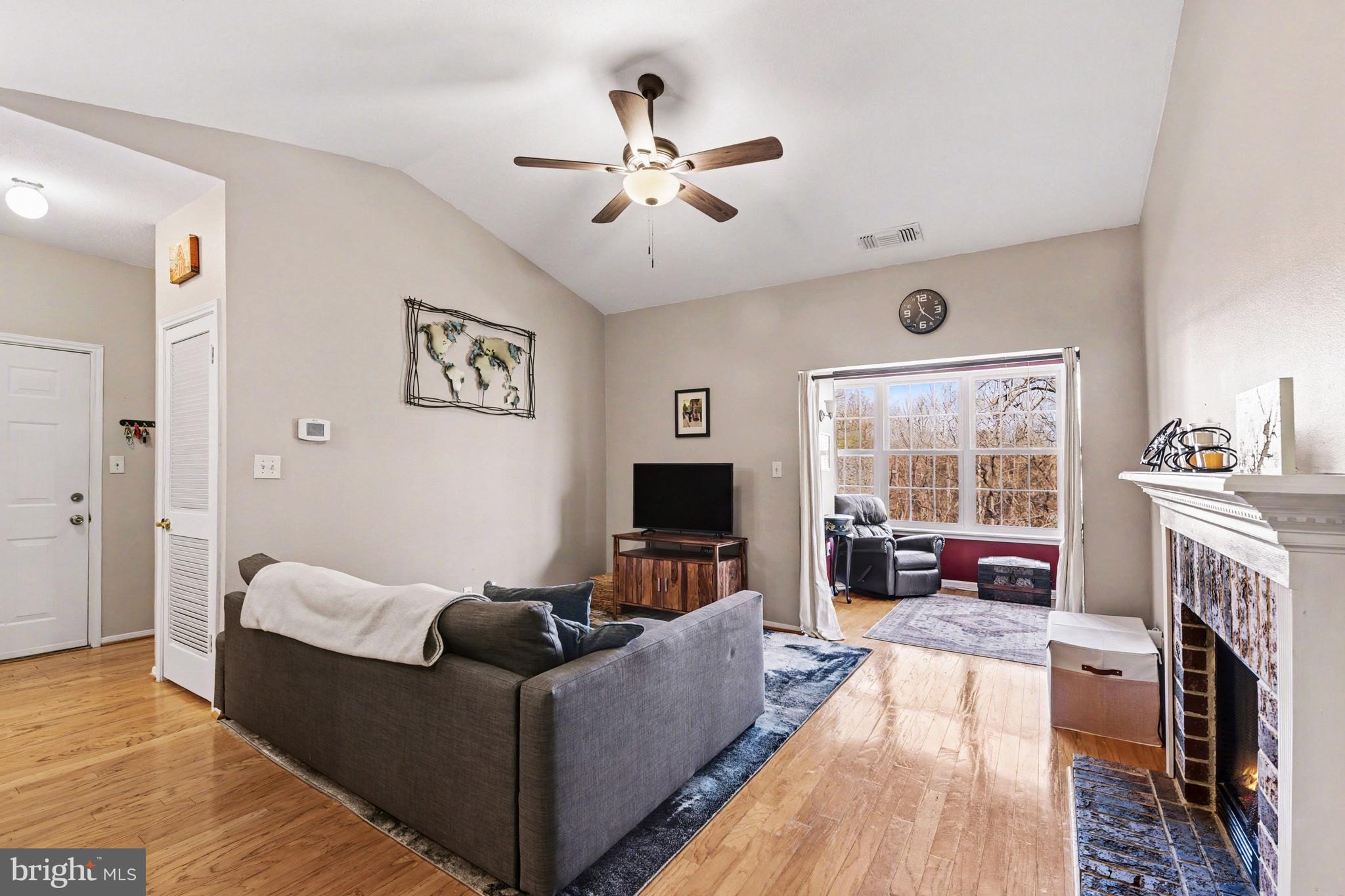 ENGLISH COUNTRY MANOR - Residential