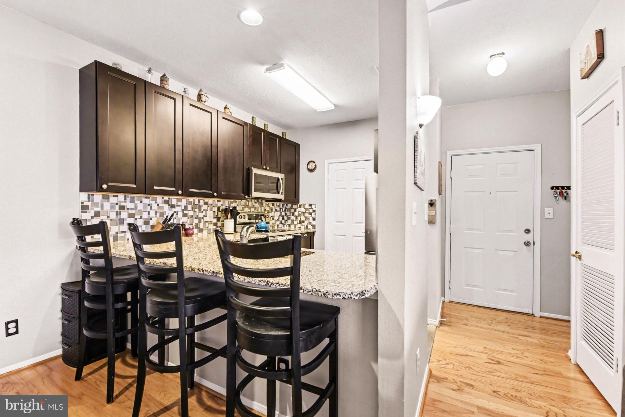 ENGLISH COUNTRY MANOR - Residential