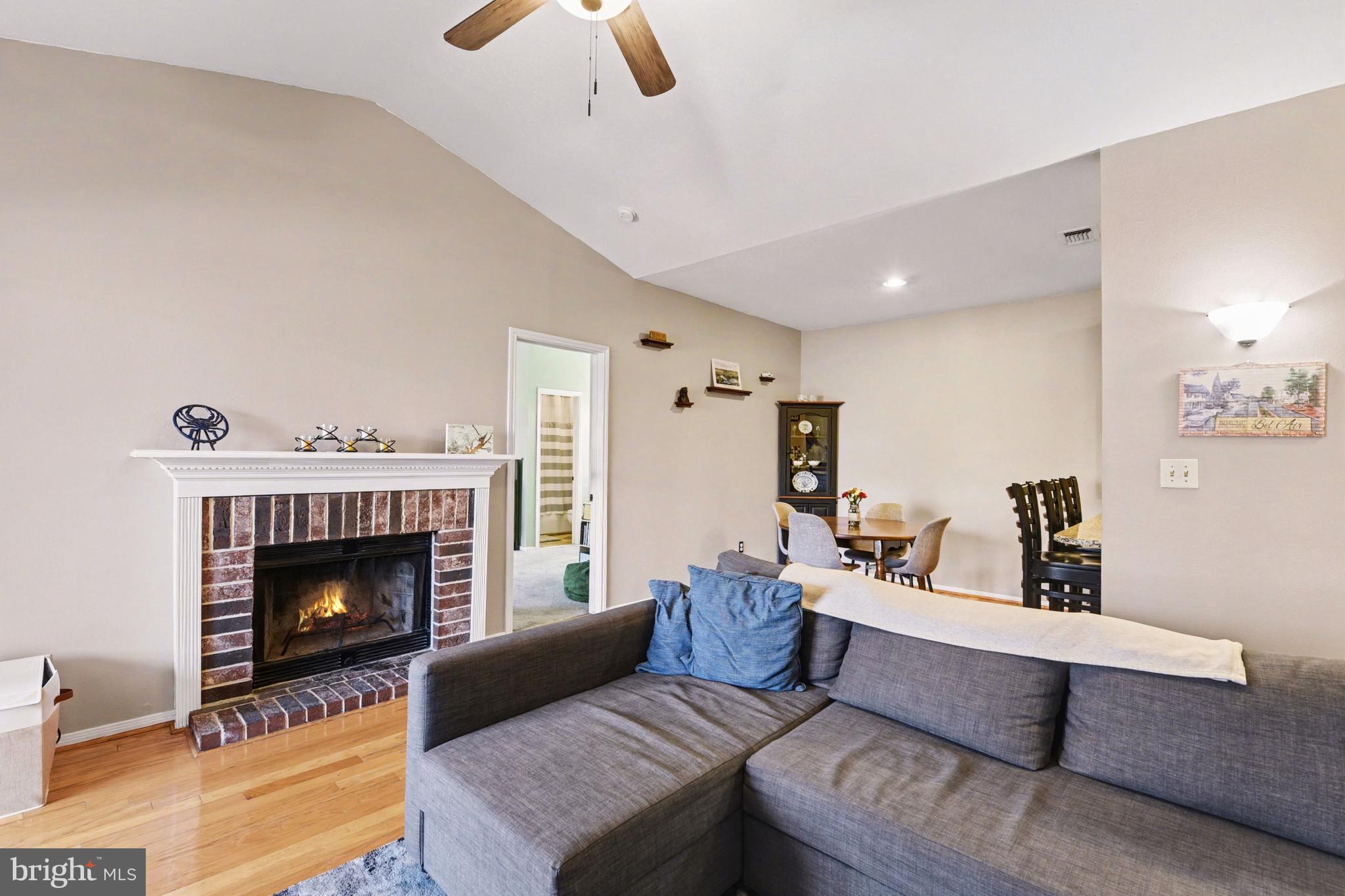 ENGLISH COUNTRY MANOR - Residential