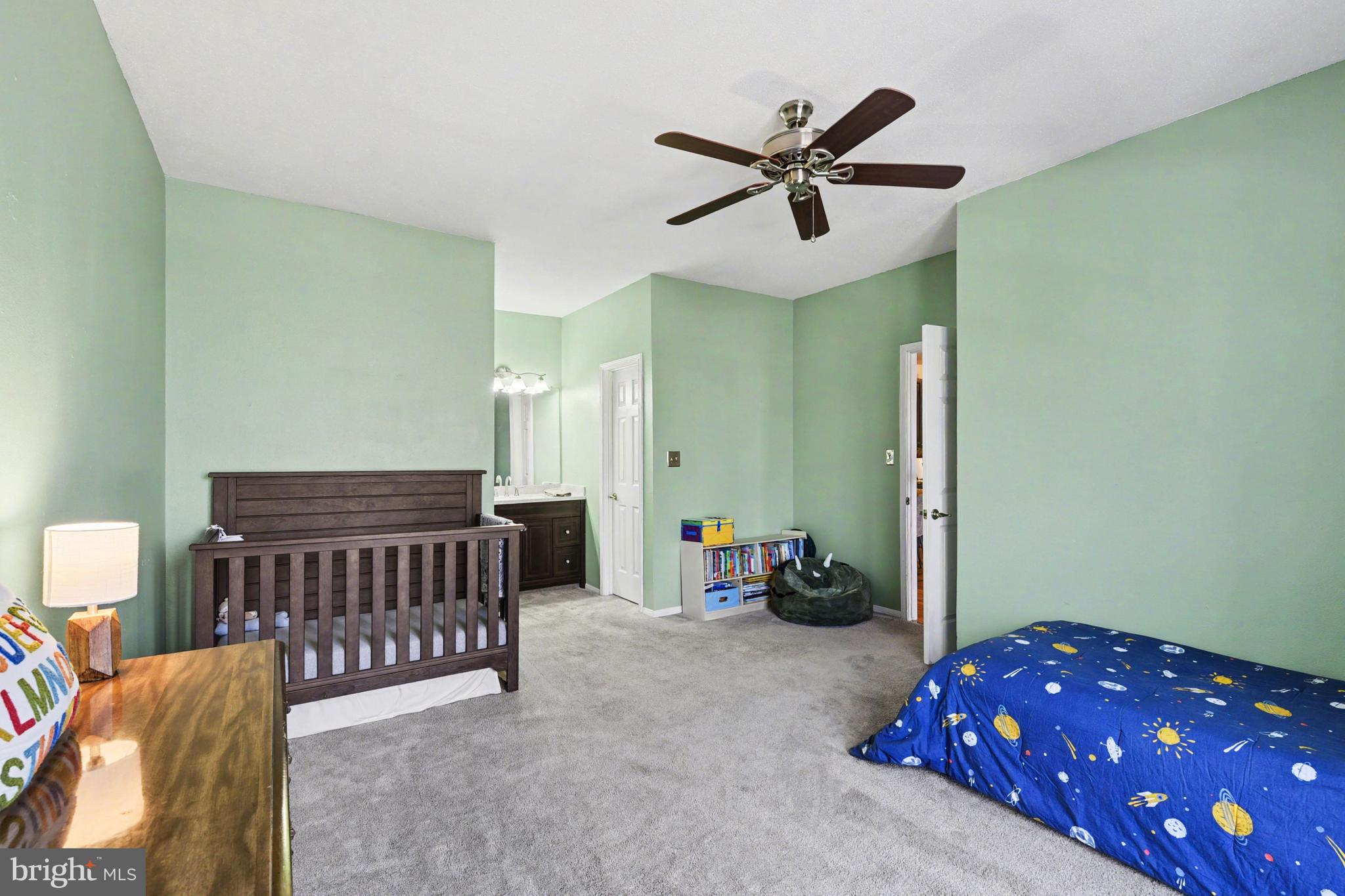 ENGLISH COUNTRY MANOR - Residential