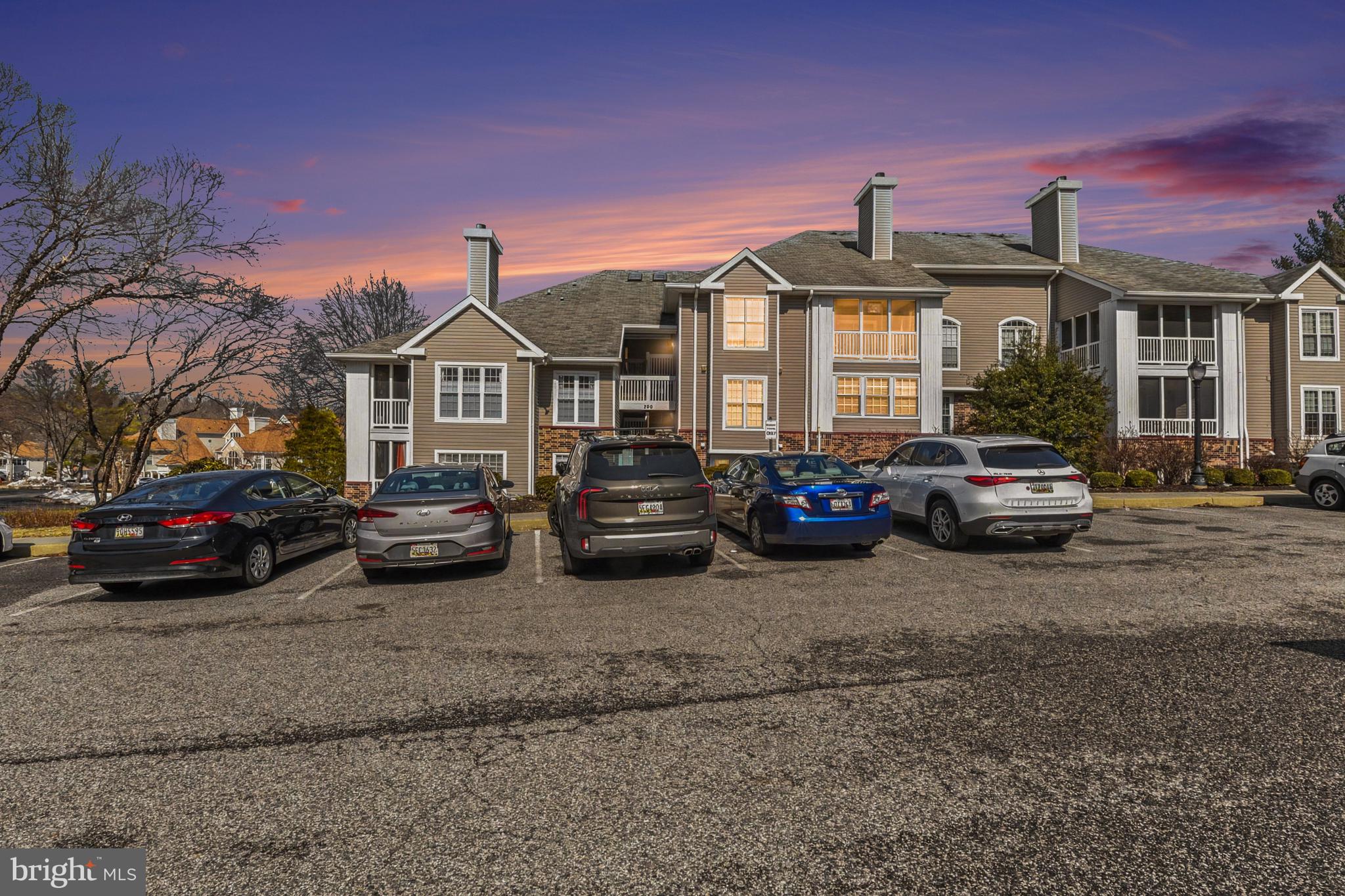 ENGLISH COUNTRY MANOR - Residential