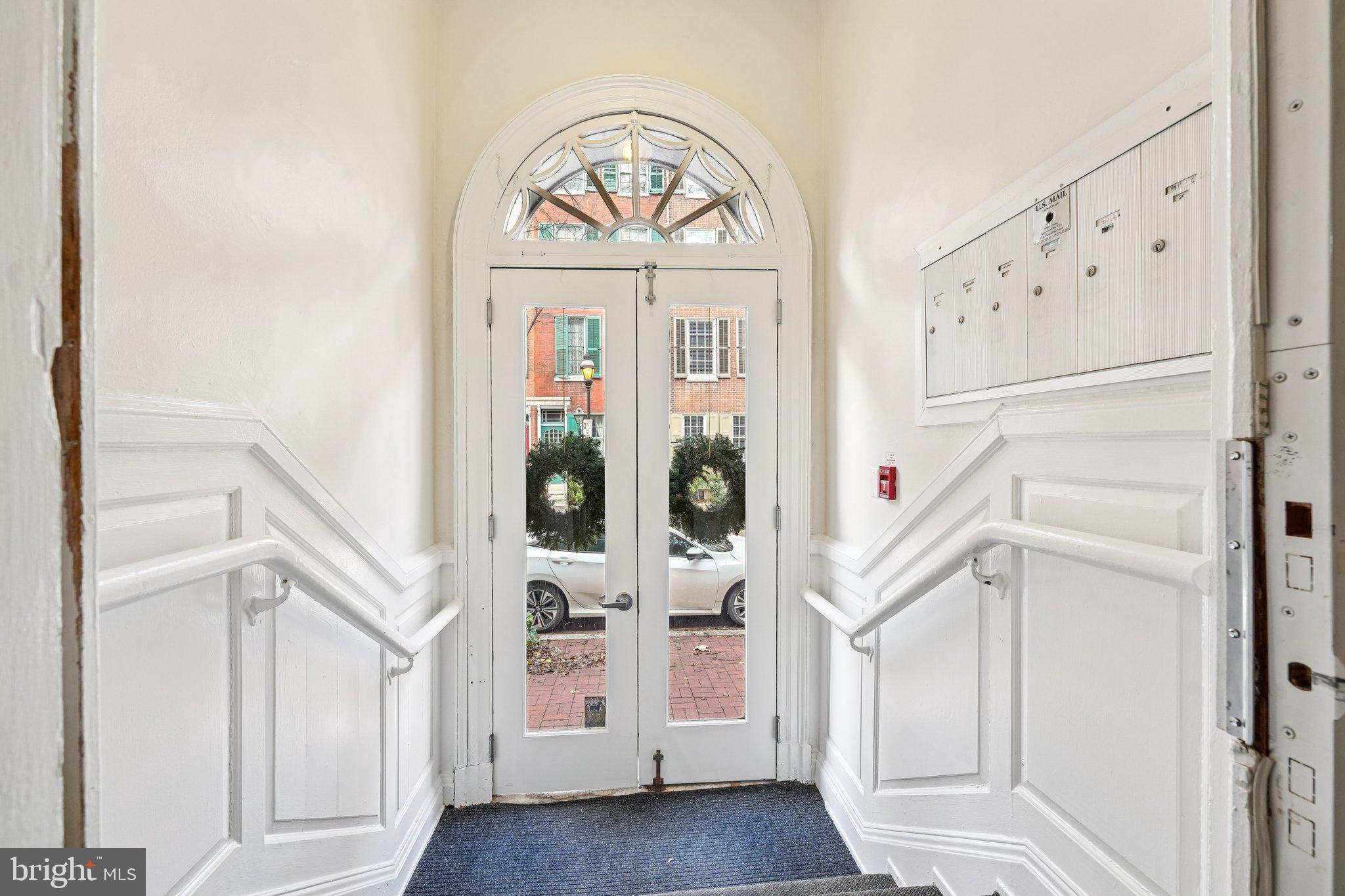 WASHINGTON SQ WEST - Residential