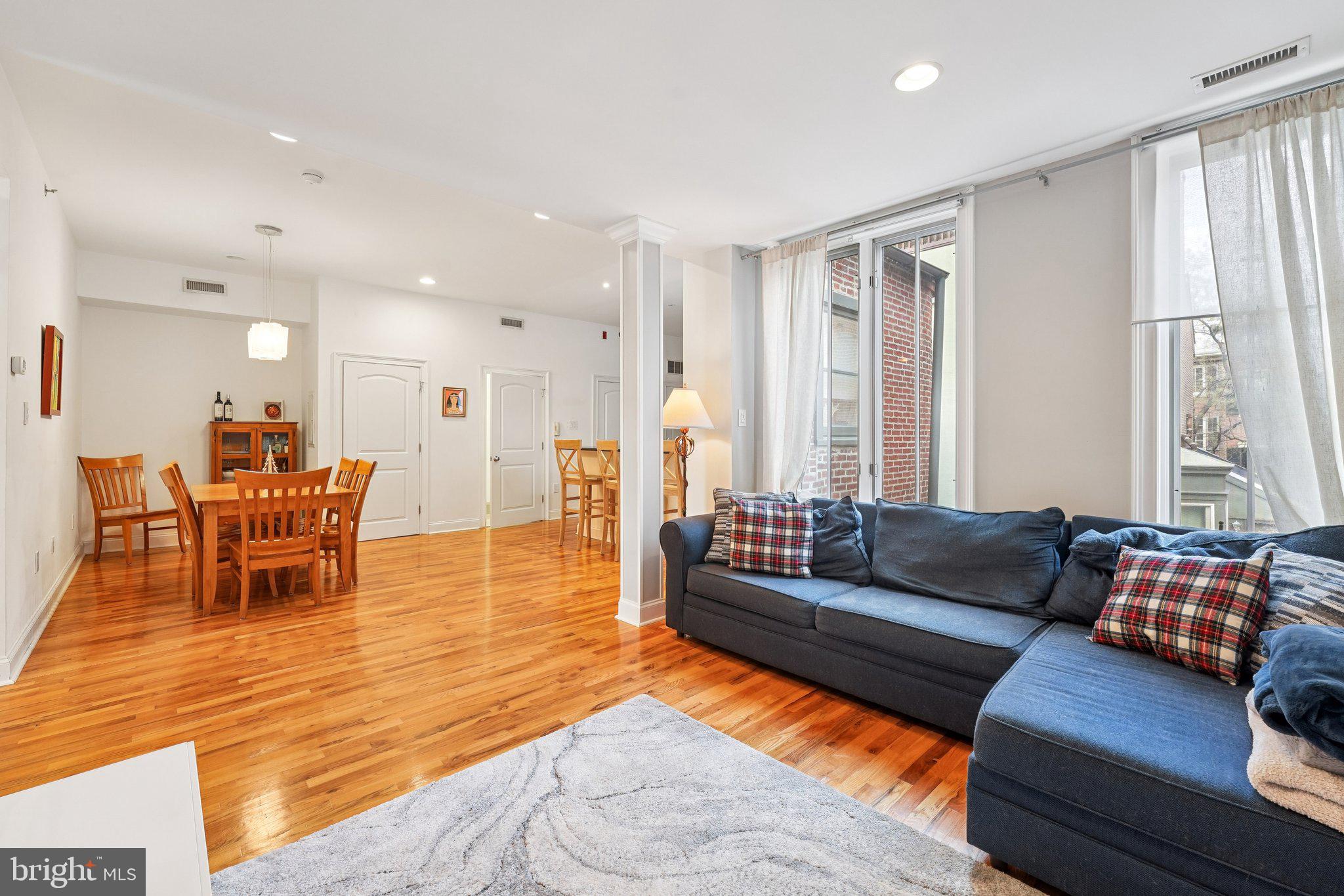 WASHINGTON SQ WEST - Residential