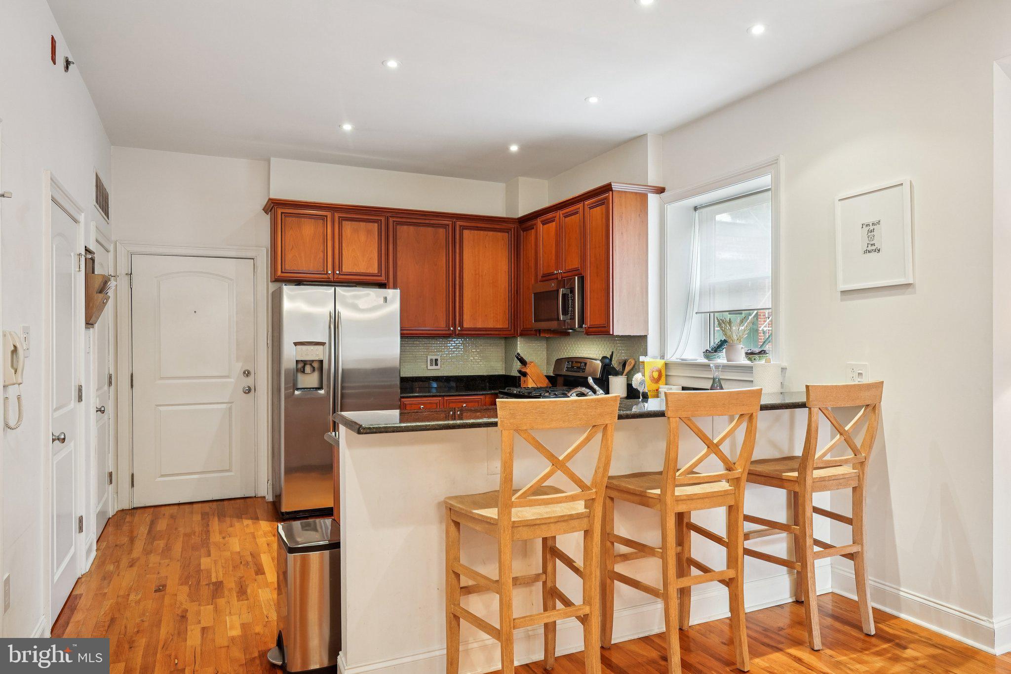 WASHINGTON SQ WEST - Residential