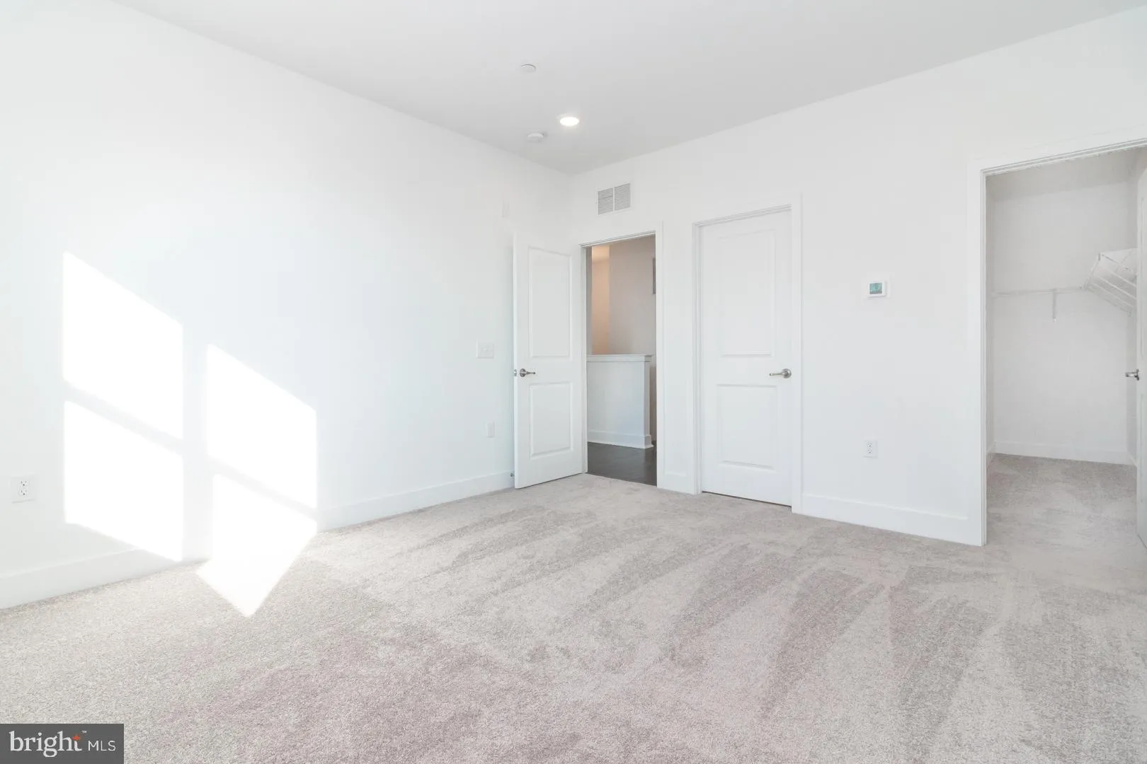 Titusville, New Jersey 08560, United States, 2 Bedrooms Bedrooms, ,2 BathroomsBathrooms,Residential,Pending,38459