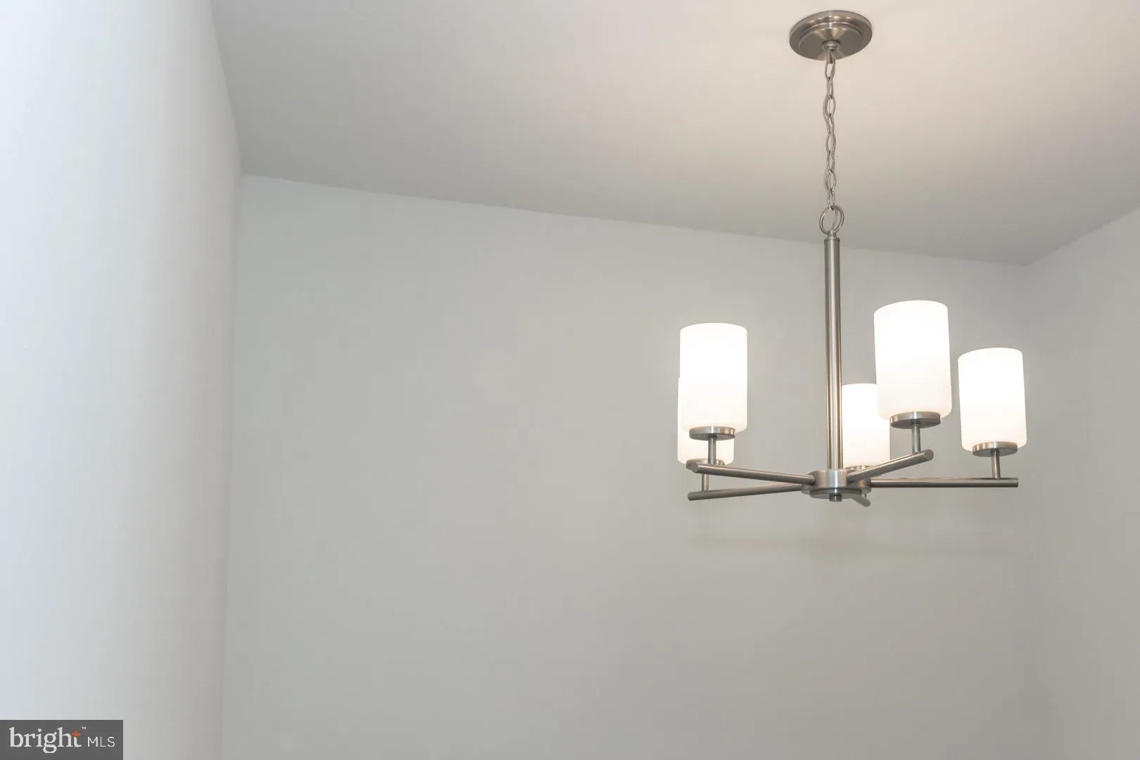 Titusville, New Jersey 08560, United States, 2 Bedrooms Bedrooms, ,2 BathroomsBathrooms,Residential,Pending,38459