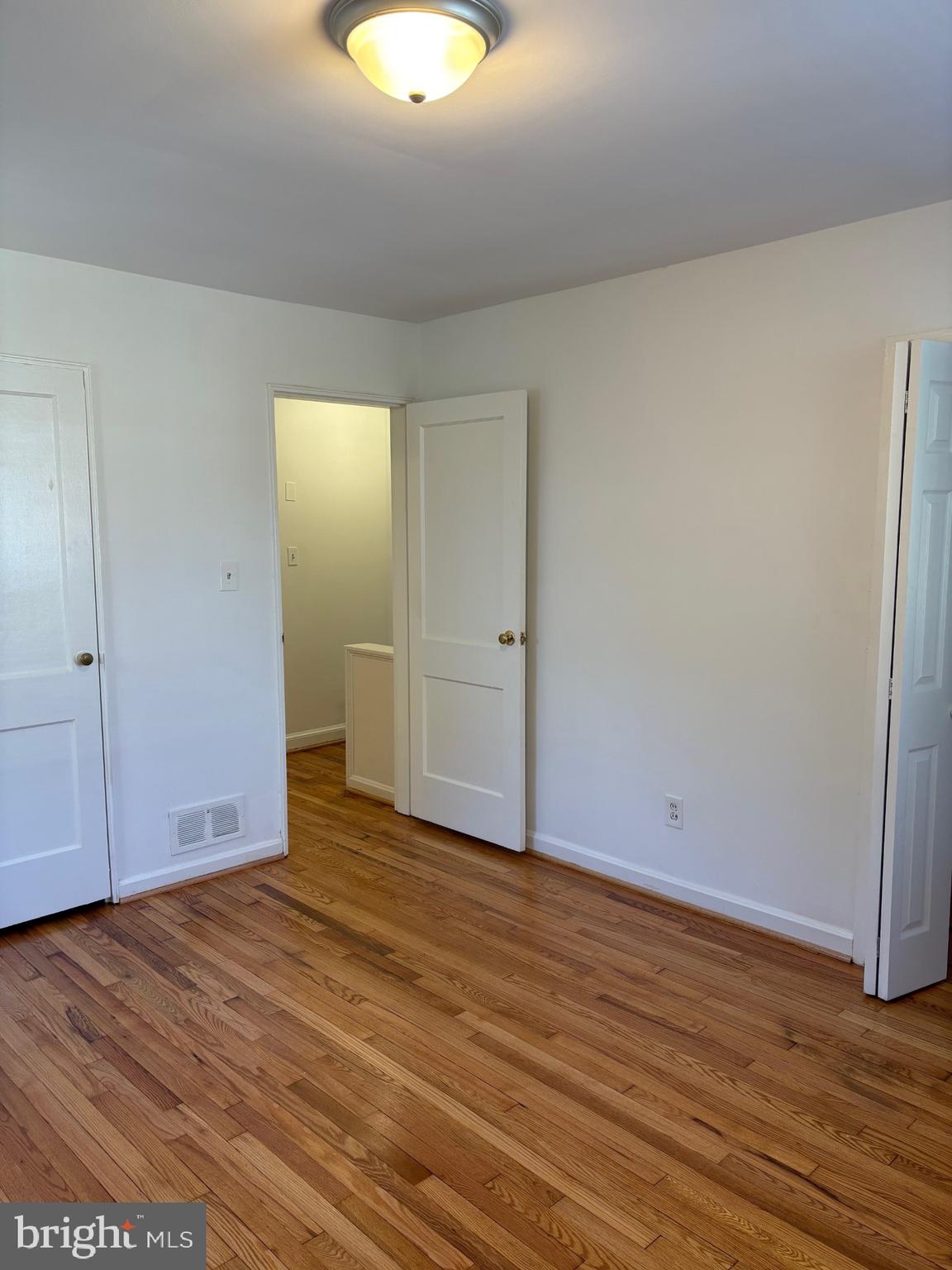 MUNSON'S - Residential Lease