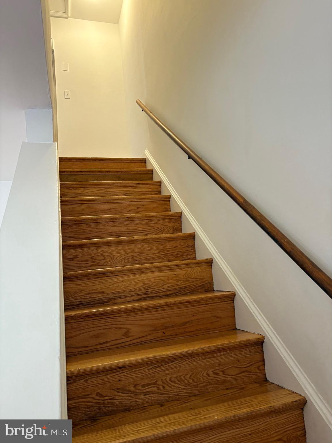 MUNSON'S - Residential Lease