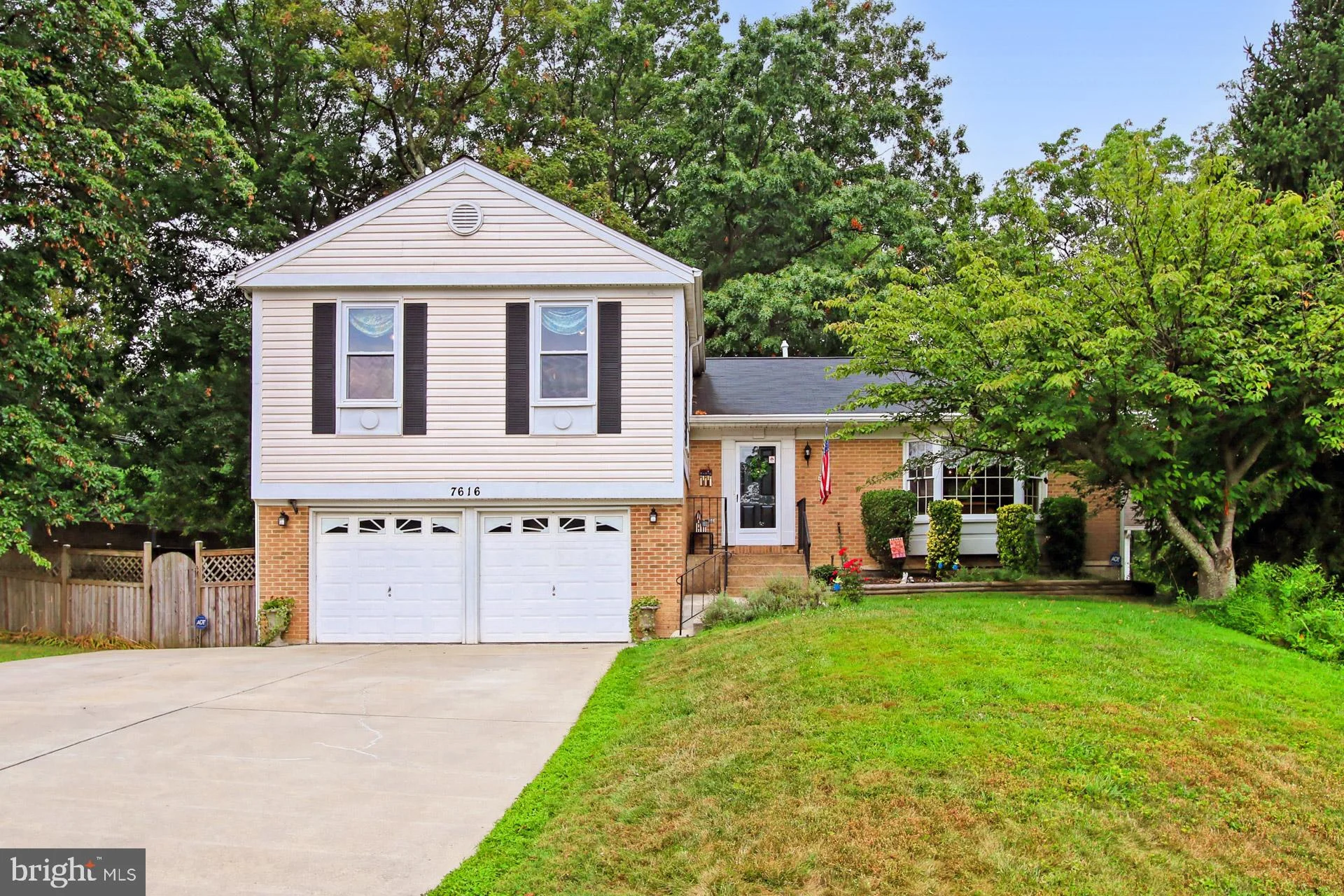 7616 Modisto Lane, Springfield, VA 22153
