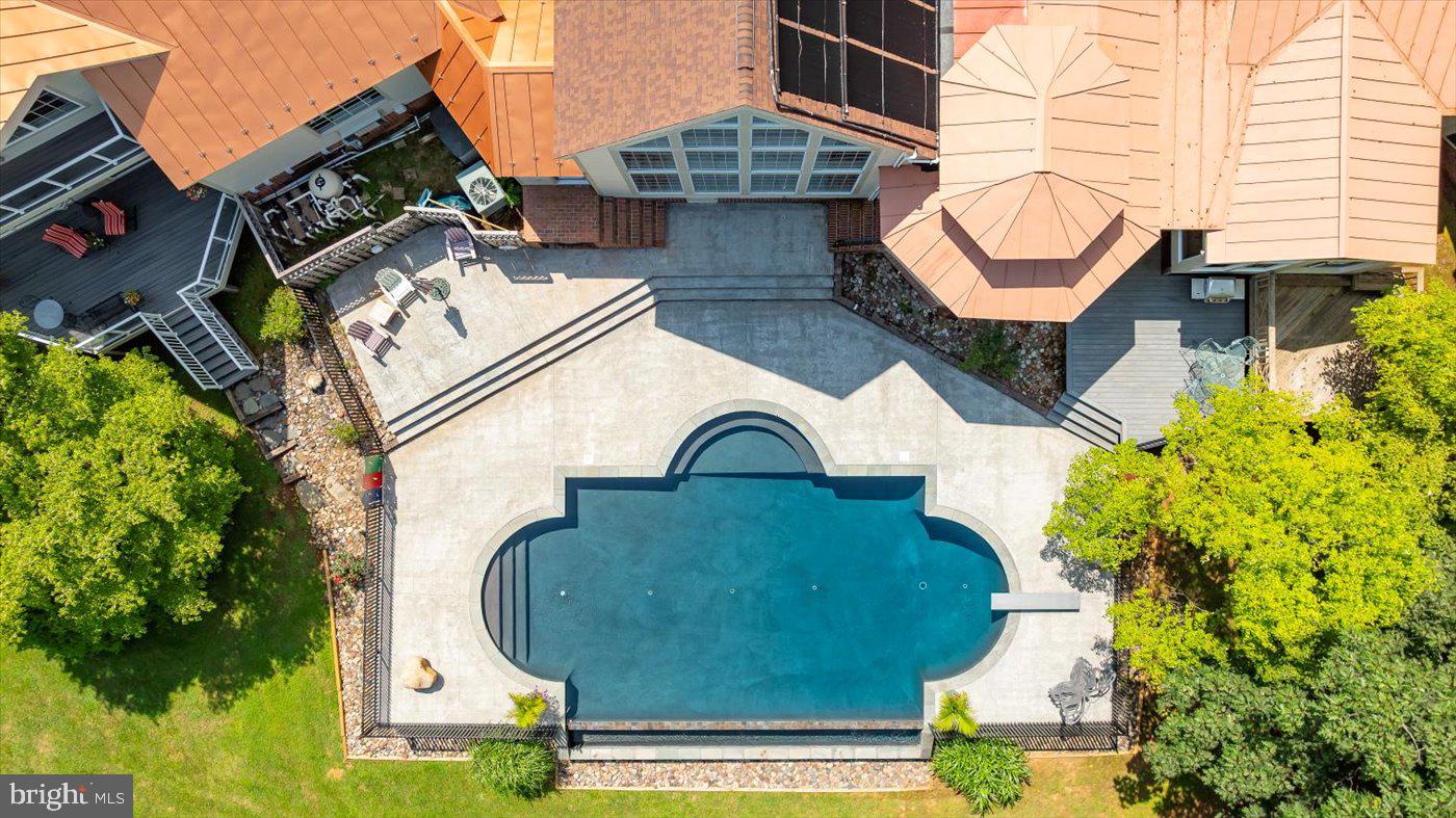 6360 TENNIS COURT